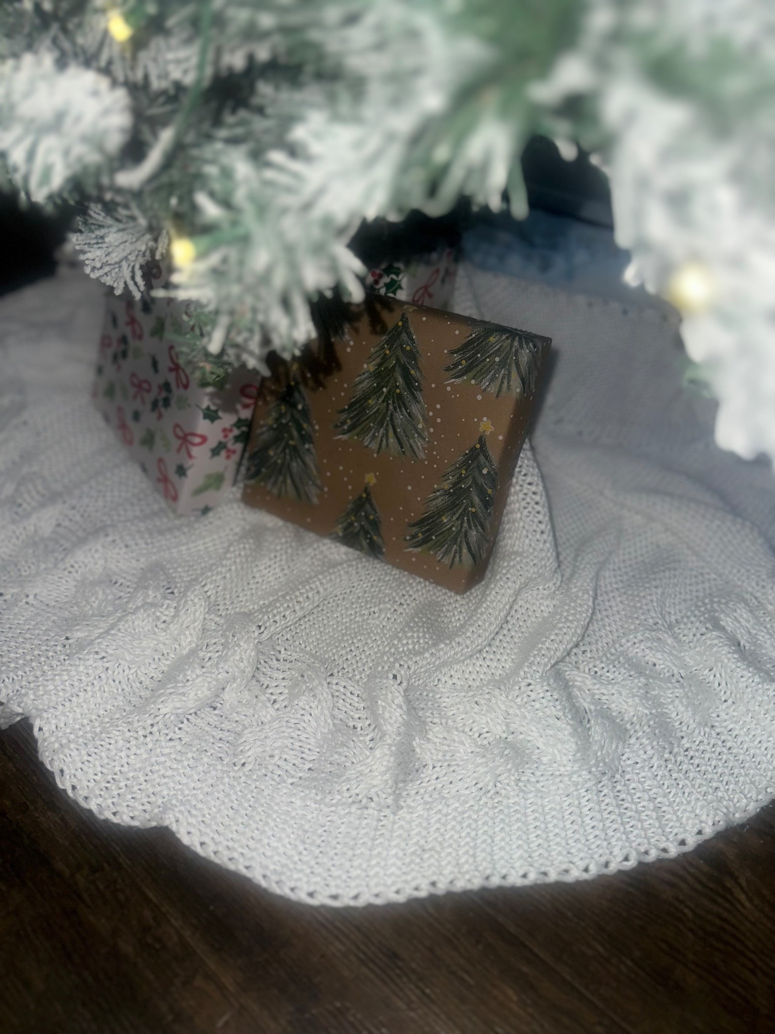 A moment for the tree skirt 🌲❤️ 

#LTKHoliday