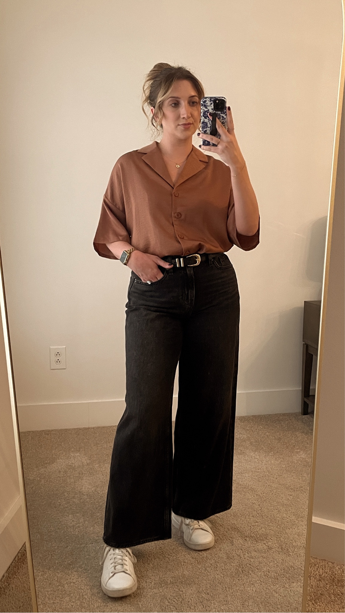 My casual daytime outfit for our book club meeting yesterday! This top is on sale for $10! 😱

#LTKStyleTip #LTKFindsUnder50 #LTKSaleAlert