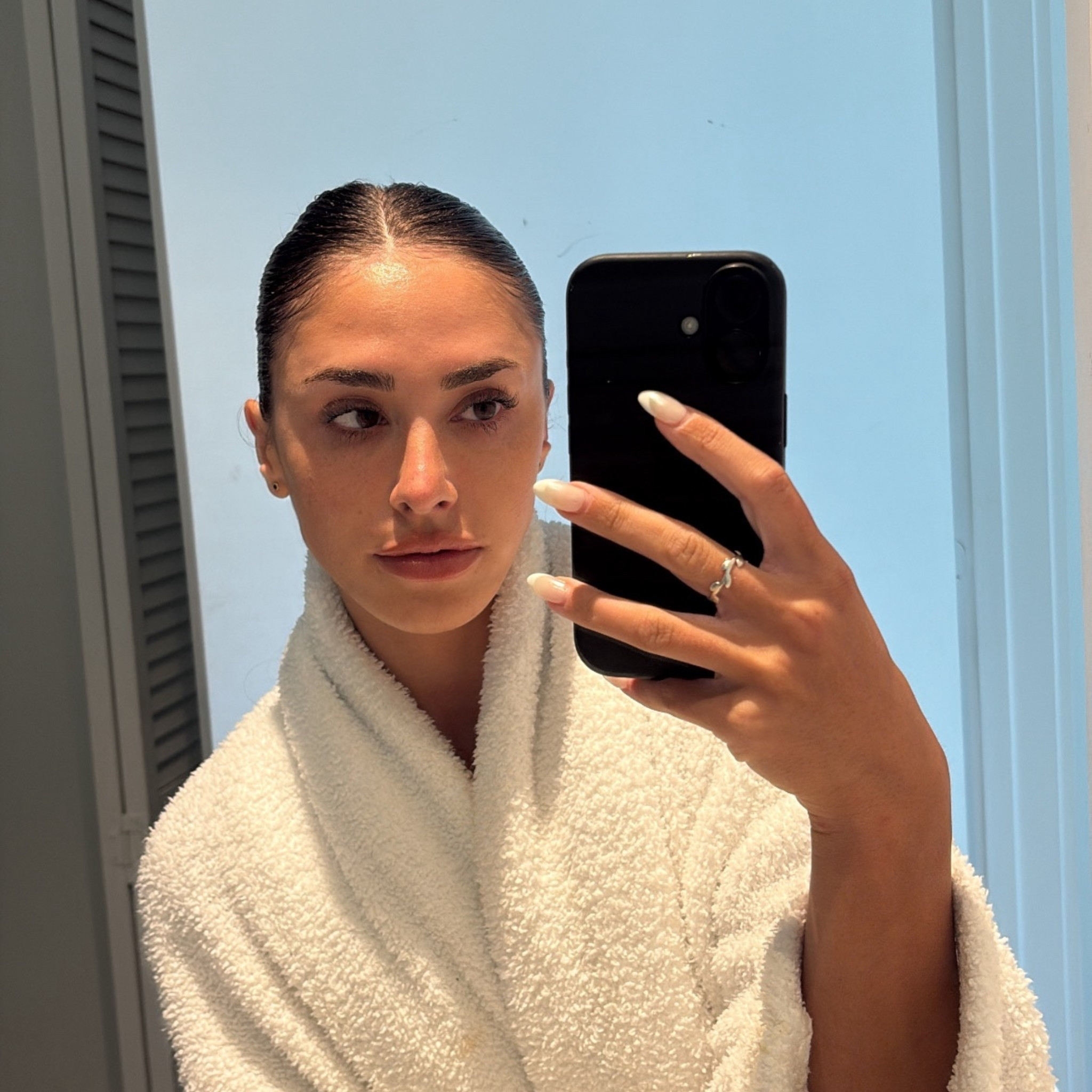 Skin care must haves for hormonal acne 
