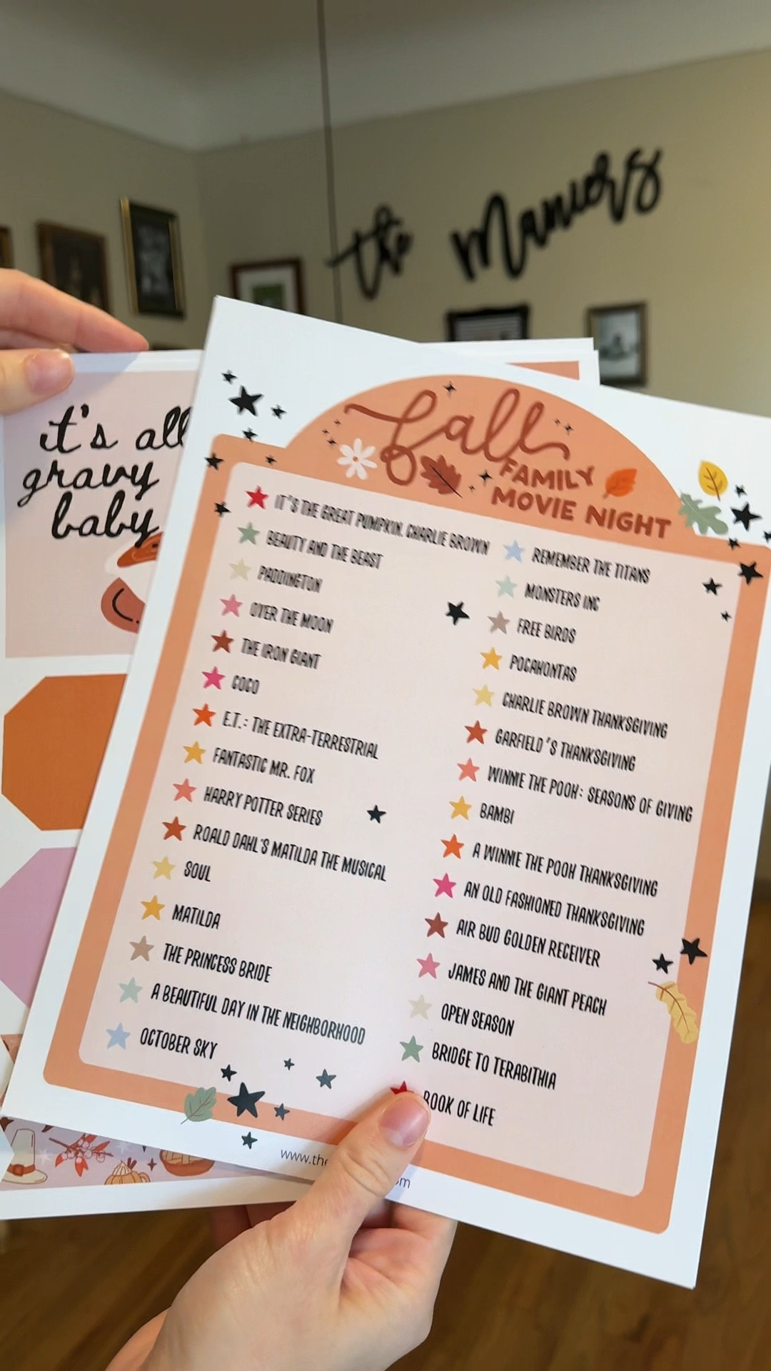 adding @thelettervee to all my seasonal decor #liketkit #thelettervee