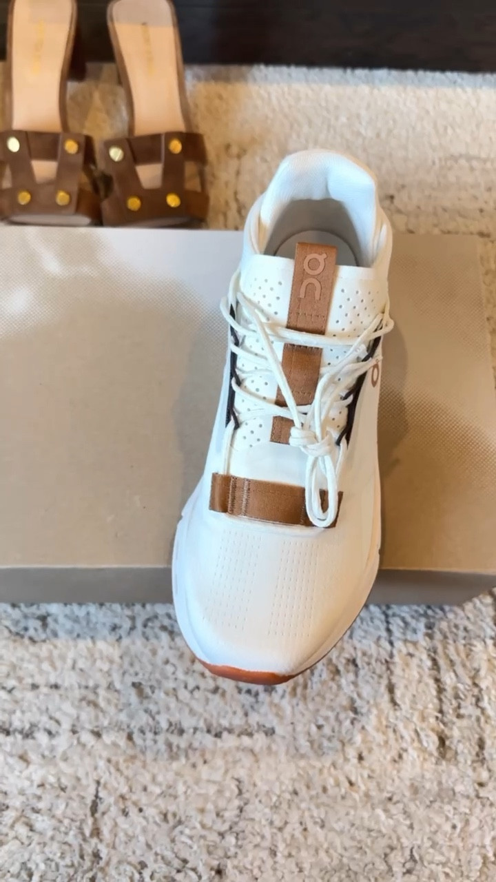 ON Running
Sneakers 

#LTKfitnessgoals #LTKSeasonal #LTKActive