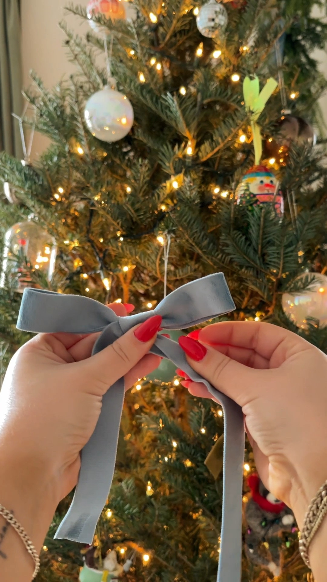 obsessed with this velvet ribbon 🎀

#LTKHoliday #LTKSeasonal