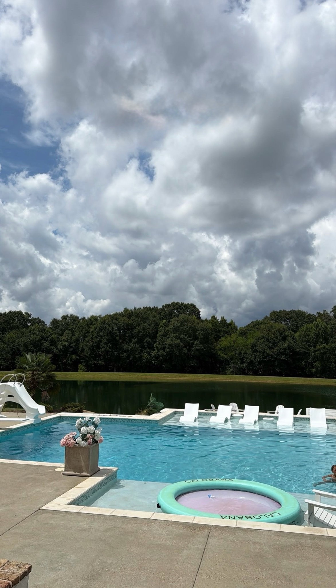 Backyard links!

#LTKHome #LTKSwim #LTKSeasonal