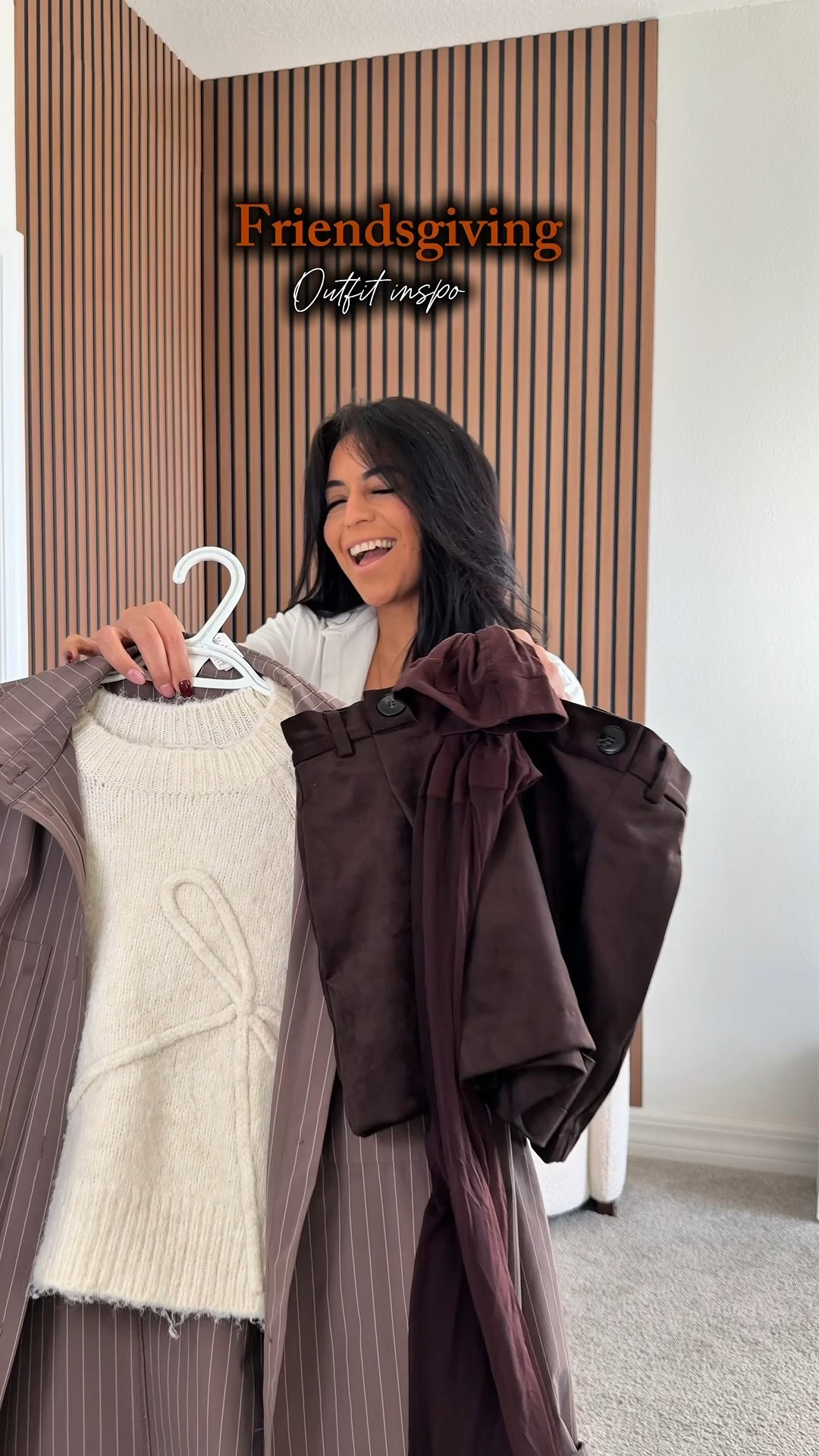 Shorts are from Zara, search for 🔍 PLEATED BOTTOM SHORTS 