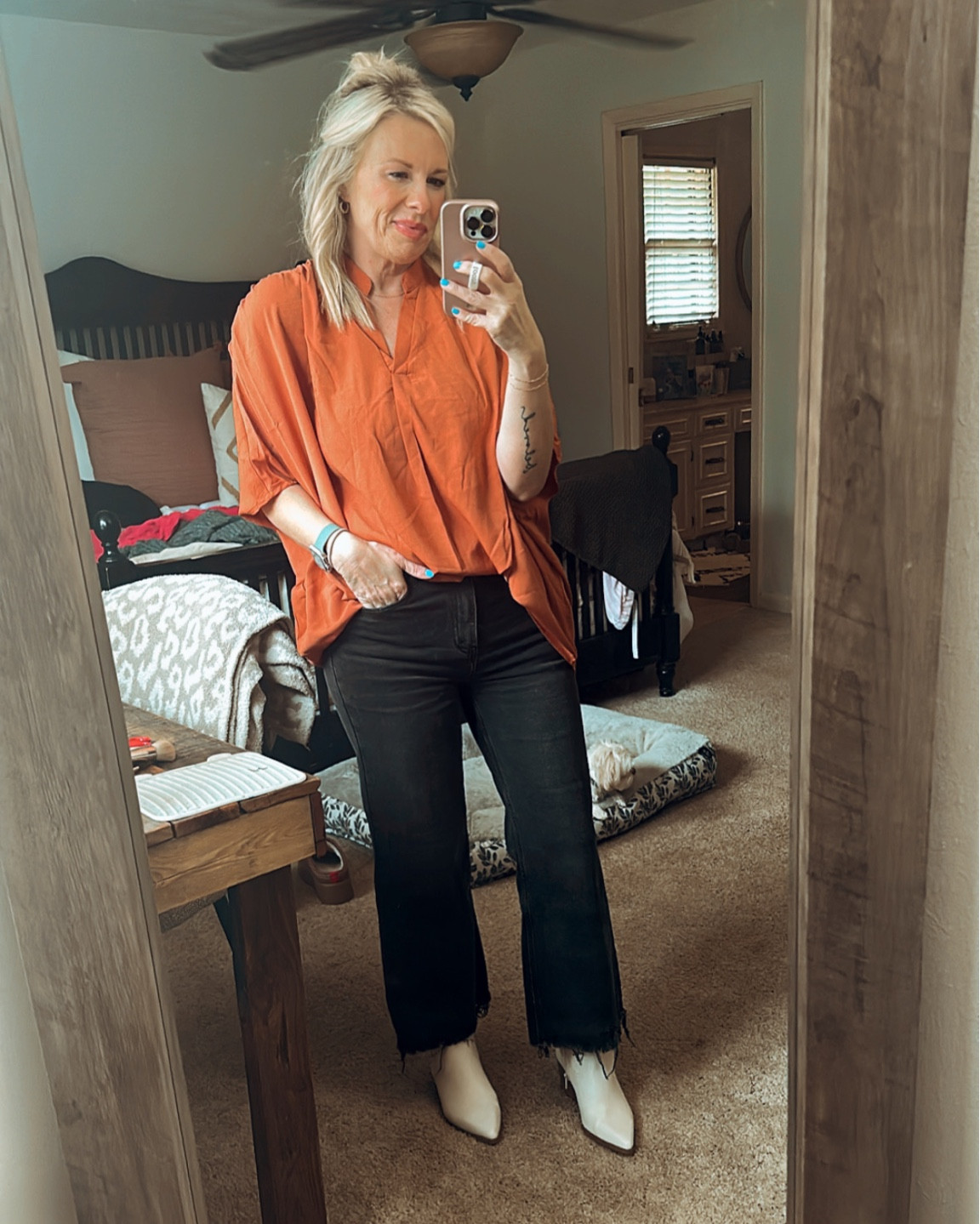 Cute fall top! Wearing a medium here, very oversized but cute on! 

#LTKstyletip #LTKover40 #LTKsalealert