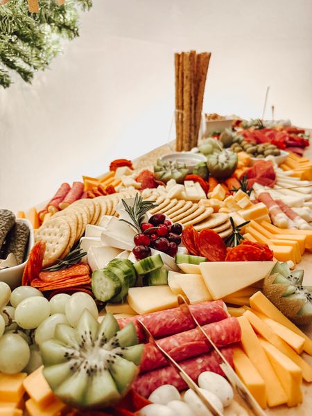 Six foot charcuterie board + accessories

#LTKparties #LTKHoliday #LTKhome