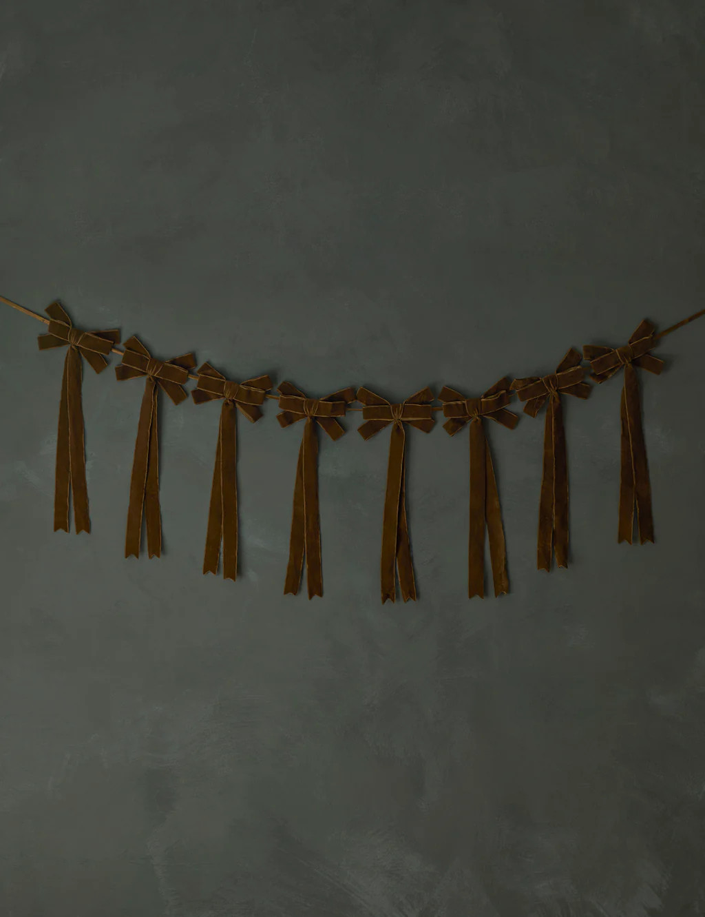 Mauree Velvet Garland | Lulu and Georgia 