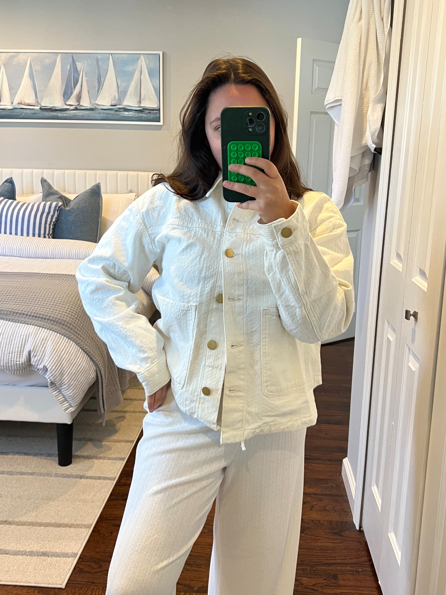 Love an all white look
White pants
White jean jacket


#LTKSeasonal #LTKStyleTip