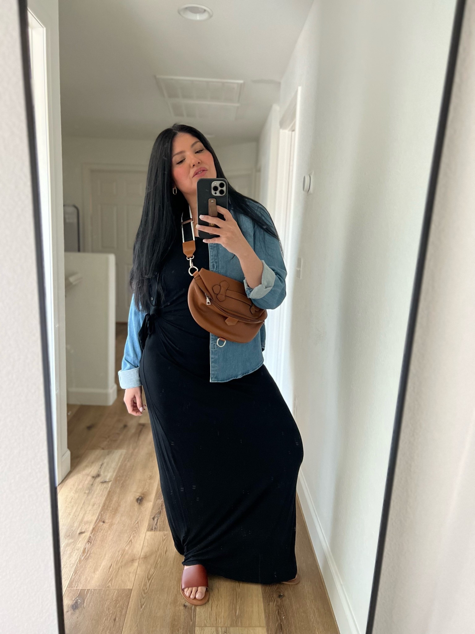 Large in everything! 

#LTKStyleTip #LTKShoeCrush #LTKItBag