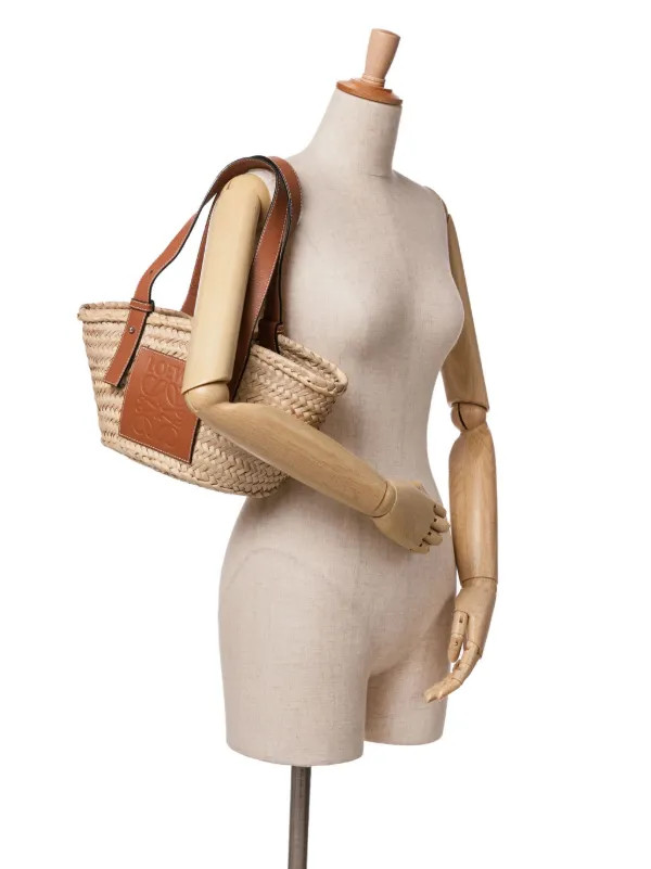 Loewe Pre-Owned 2019 Small Raffia Basket Tote Bag | Brown | FARFETCH | Farfetch Global