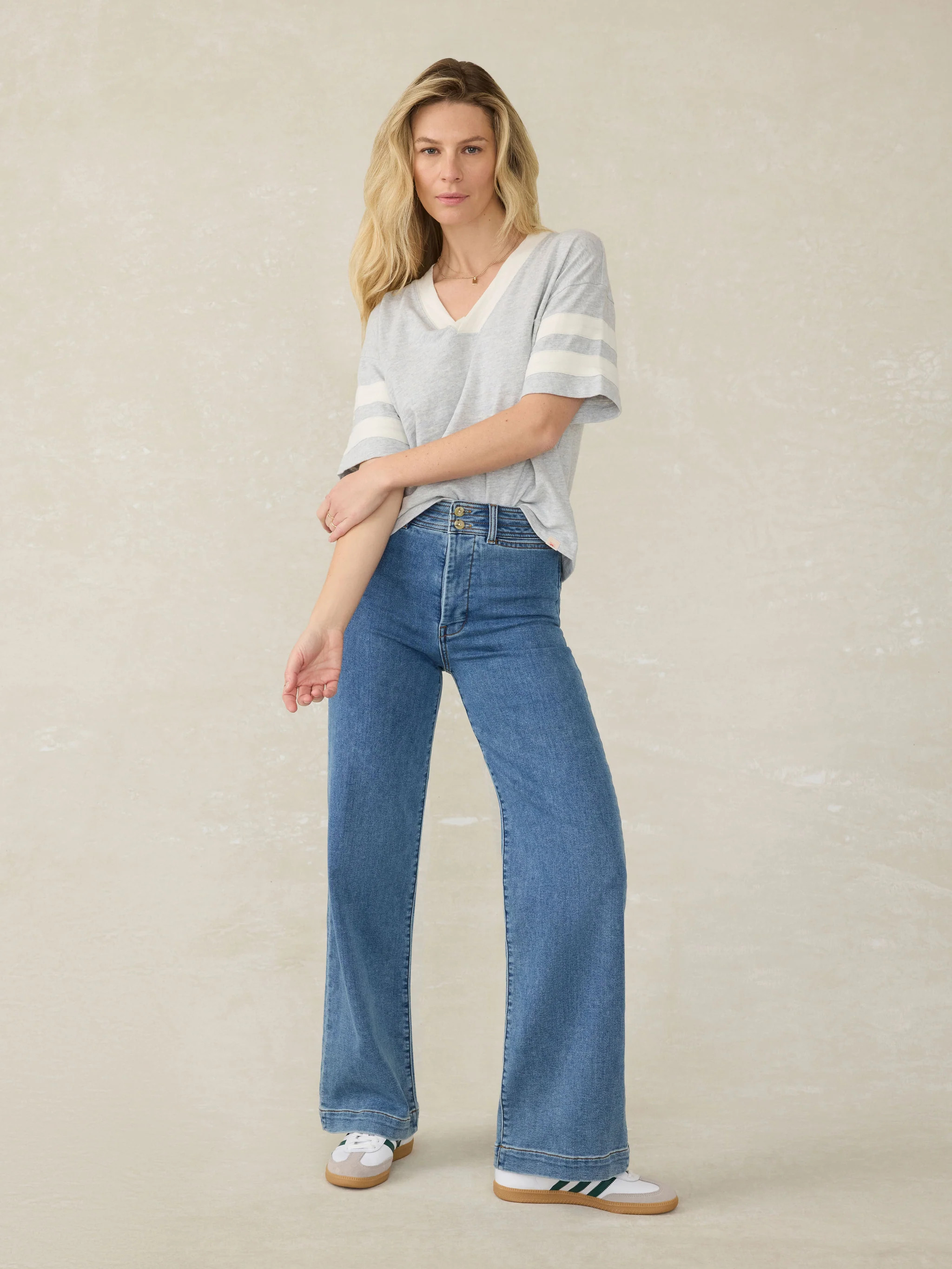 Sunwashed Slub Varsity Tee - Grey Varsity | Faherty