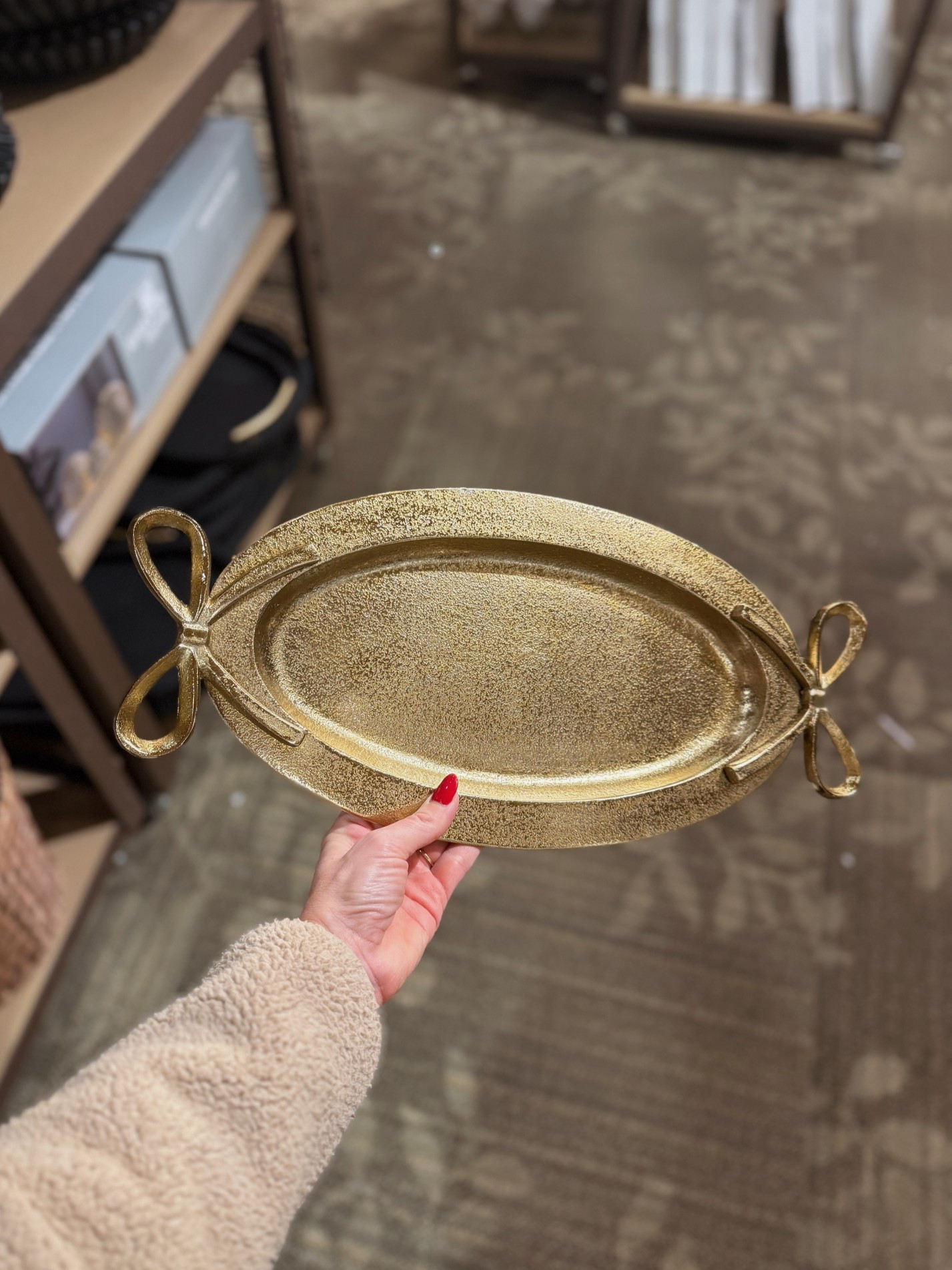 The prettiest $20 bow tray! 😍

#LTKHome #LTKSaleAlert #LTKHoliday