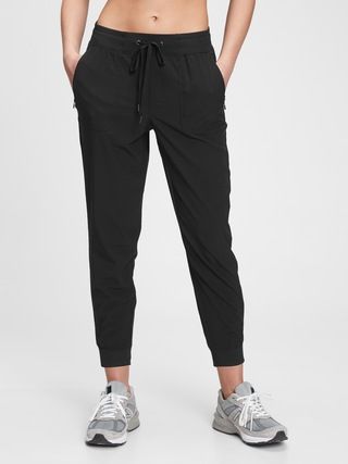 GapFit Recycled Hike Joggers | Gap (US)