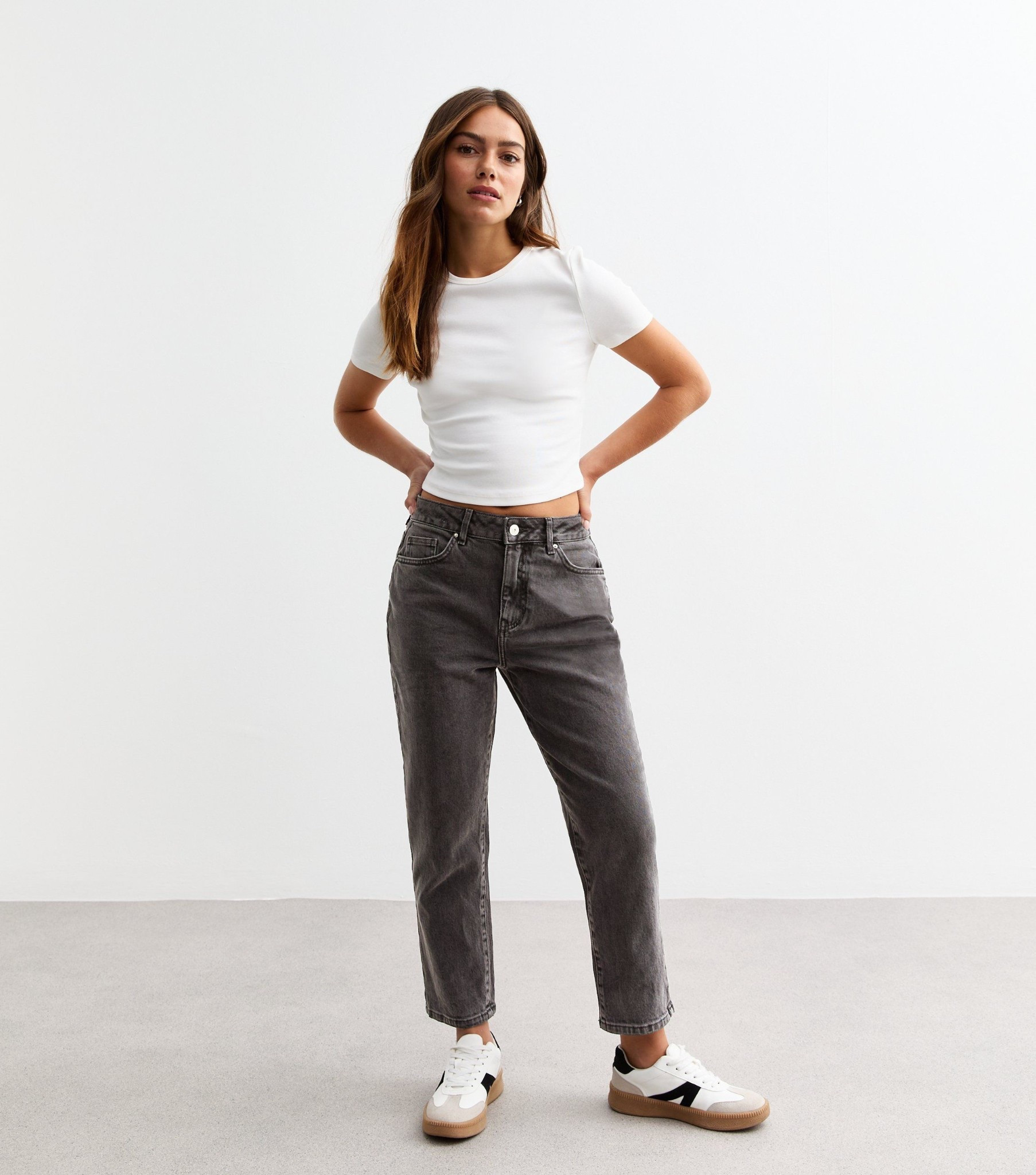 #petitejeans #extrashortjeans #petiteoutfit #petitehighwaistjeans #petitemomjeans 

#LTKpetite #LTKspring #LTKuk