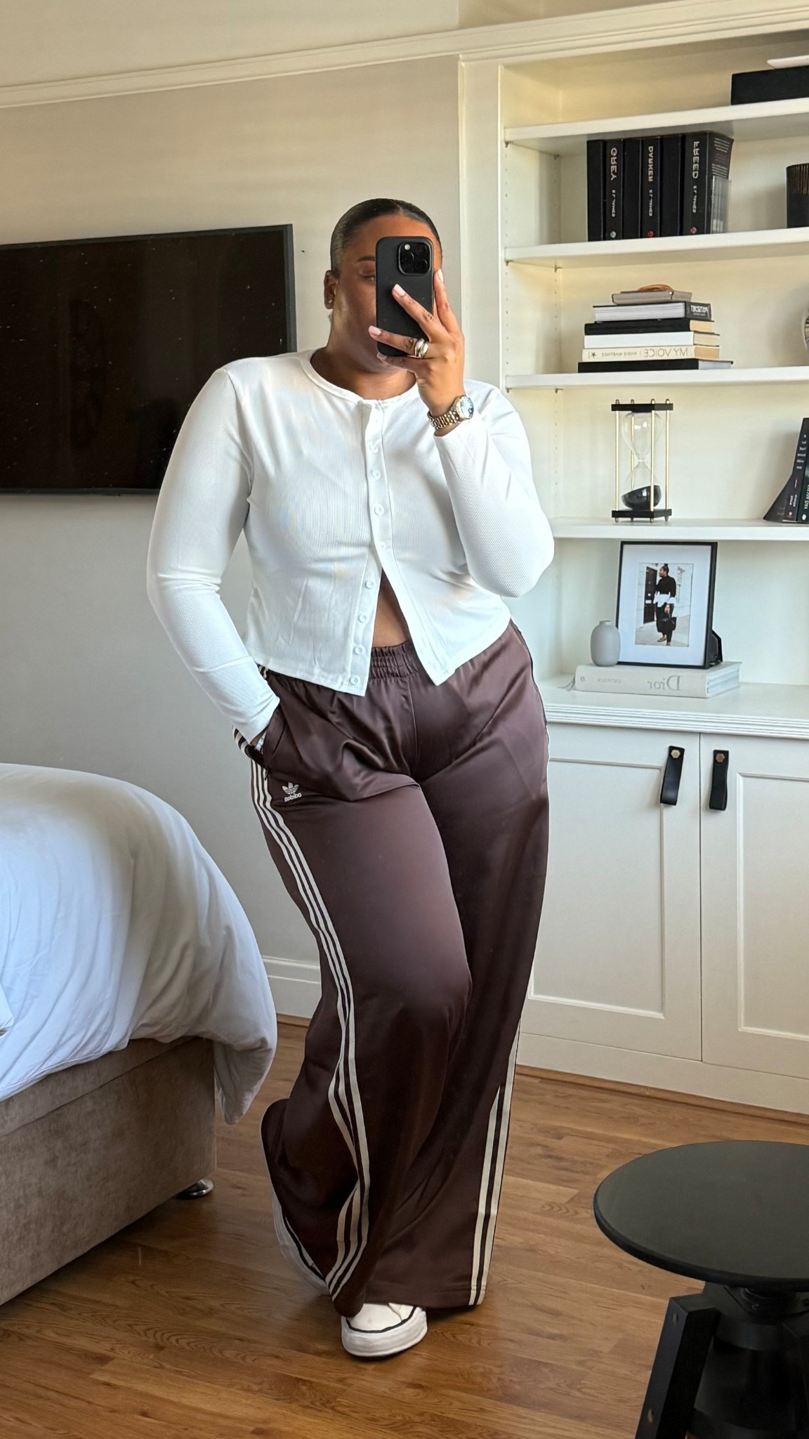 Today’s simple OOTD with a chocolate twist! Love these wide leg Adidas track pants! 

#LTKuk #LTKautumn #LTKeurope