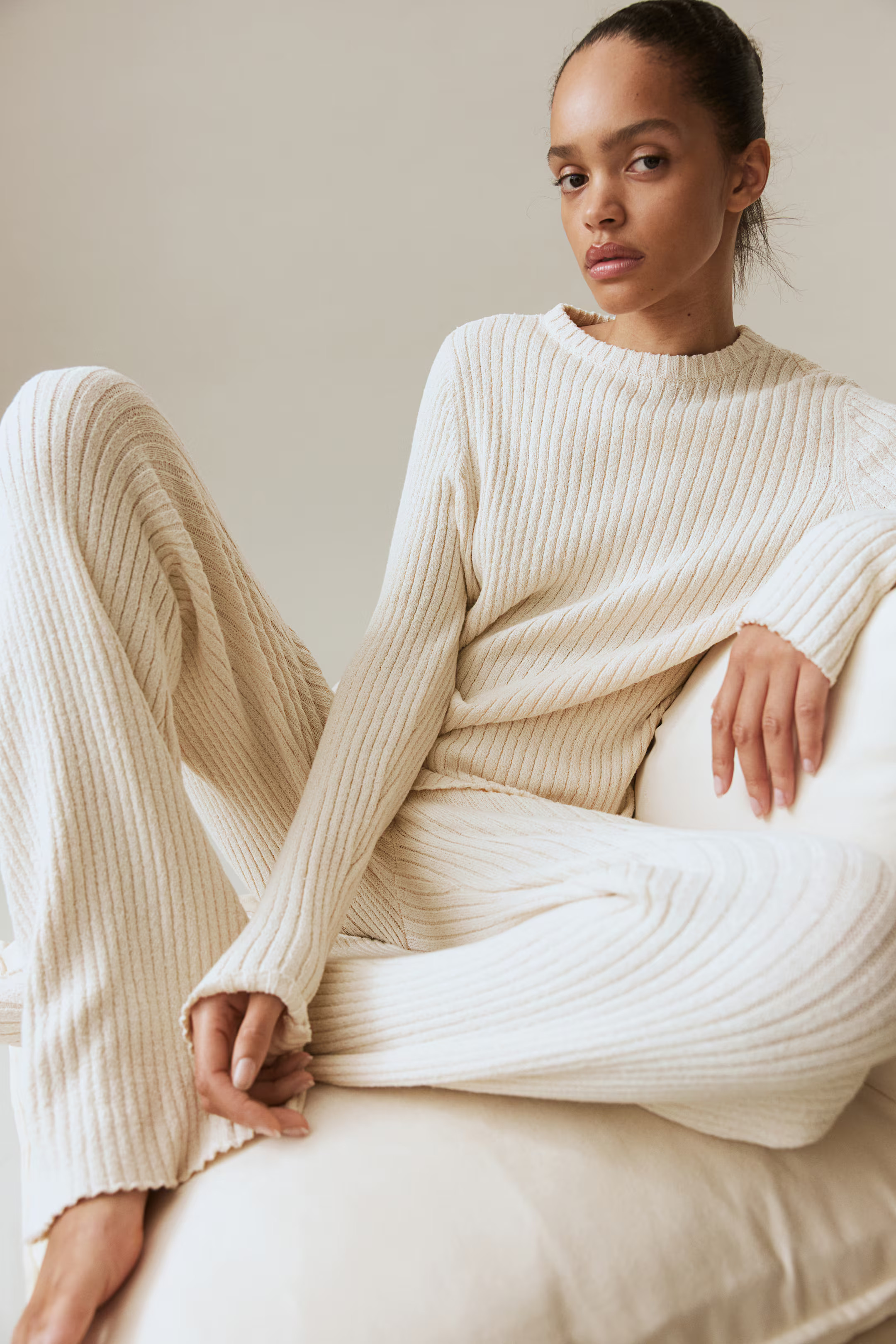 Rib-knit top - Cream - Ladies | H&M GB | H&M (UK, MY, IN, SG, PH, TW, HK)