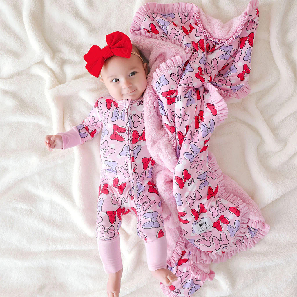Disney Minnie & Daisy Bows Ruffled Luxette Plush Patoo® Blanket | Posh Peanut