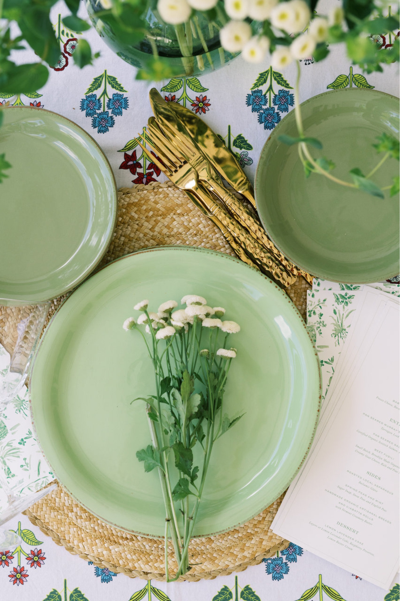 Happy august tablescape 💙💚💛

#LTKunder100 #LTKstyletip #LTKhome