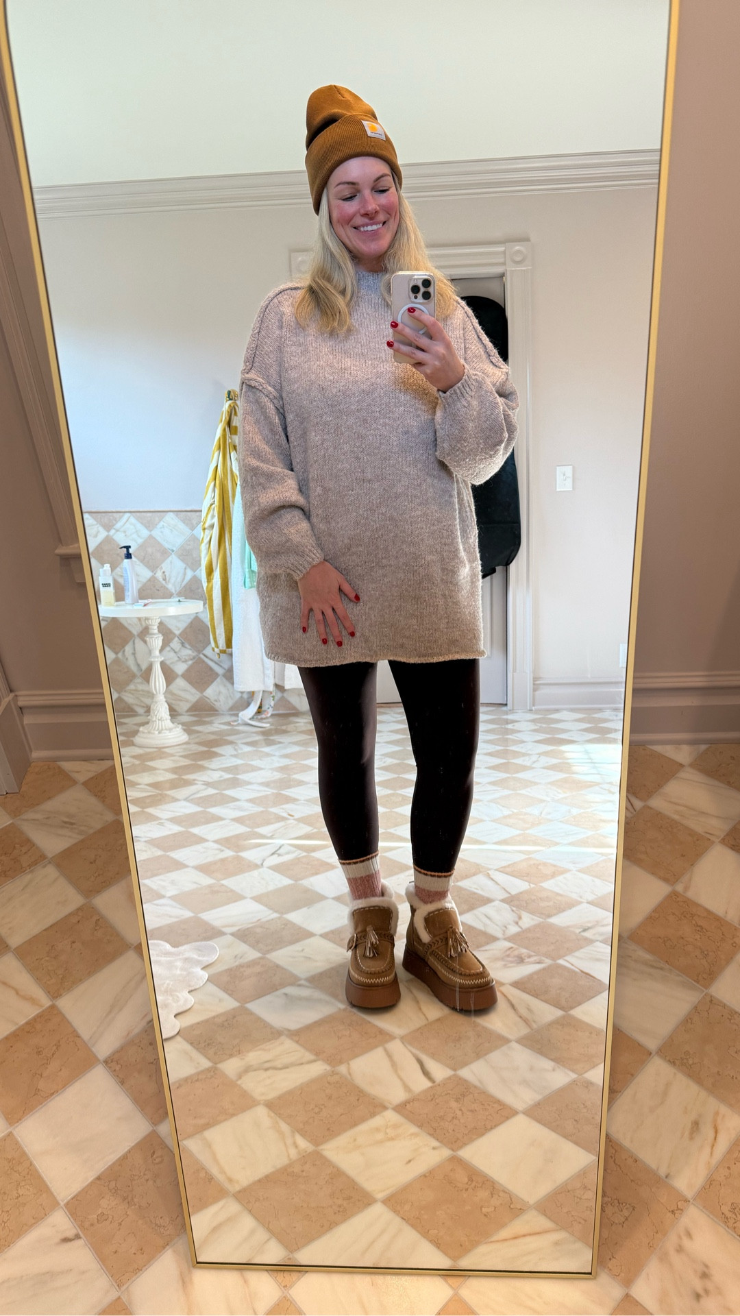 These boots are so good! They are so cozy and $55!

#LTKFindsUnder100 #LTKootd