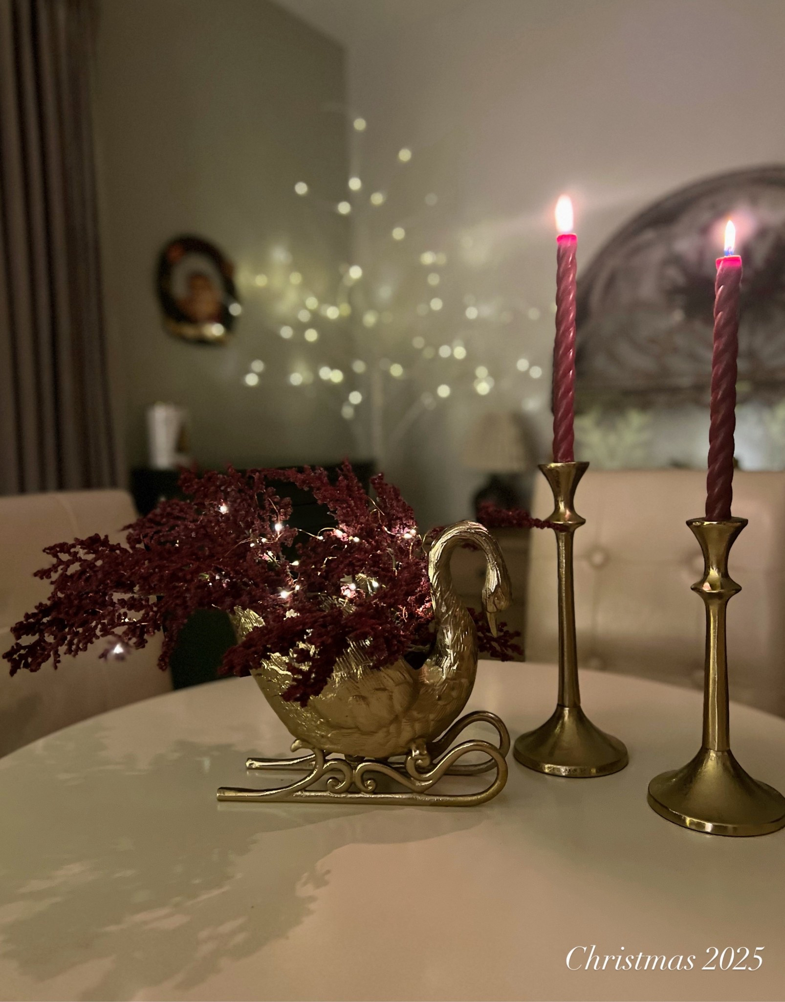 Christmas decor

#LTKSeasonal #LTKHome #LTKHoliday