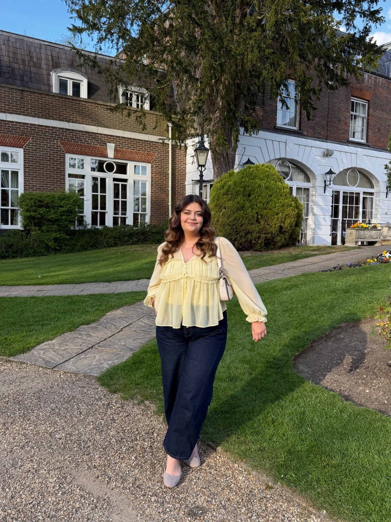 April afternoon tea outfit ☕️

Yellow blouse, marks and Spencer’s blouse, blue jeans, barrel jeans, barrel leg jeans, flat shoes, ballet pumps 

#LTKmidsize #LTKspring #LTKuk
