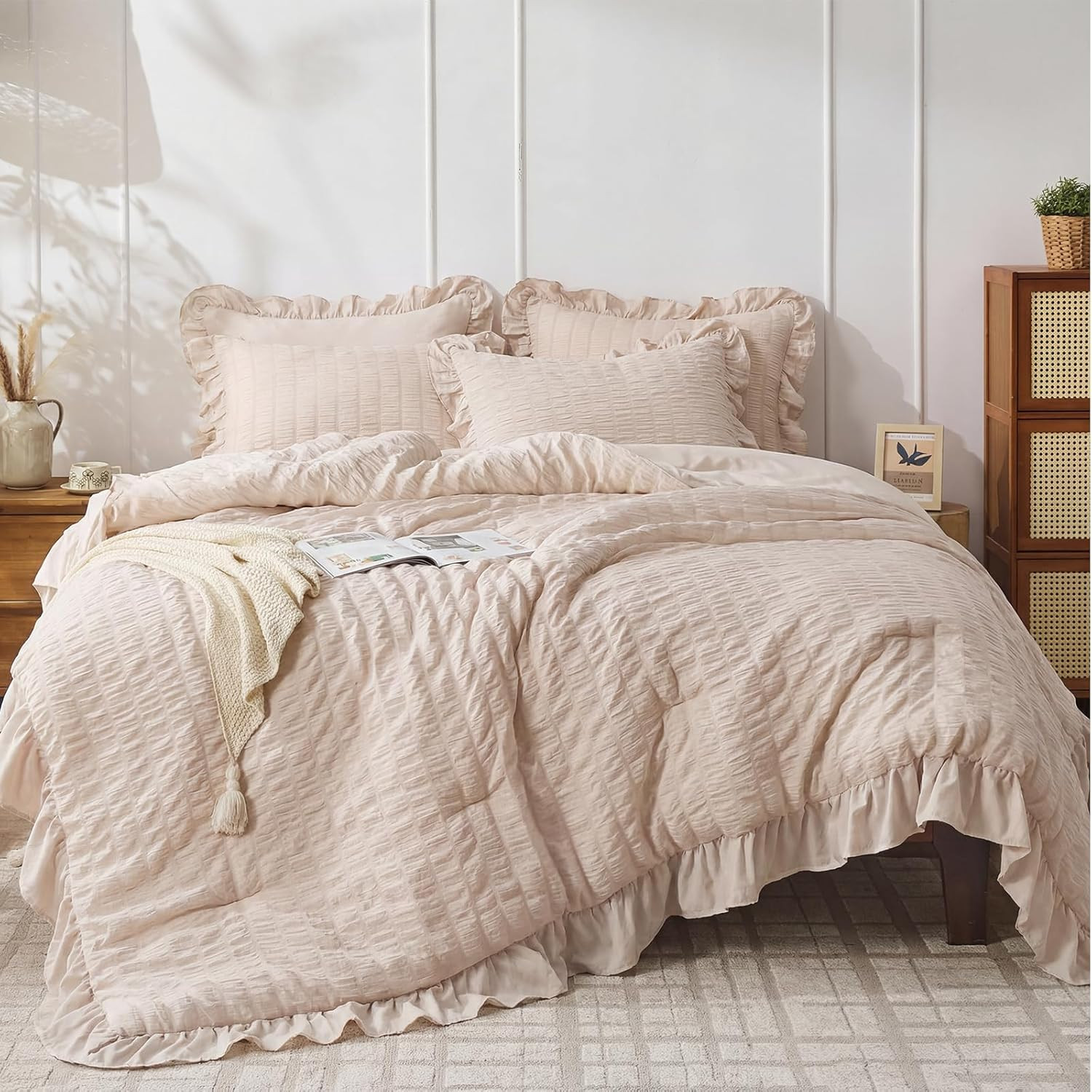JOLLYVOGUE Beige Comforter Full Size, 3 Pieces Seersucker Lightweight Full Size Bedding, All Seas... | Amazon (US)