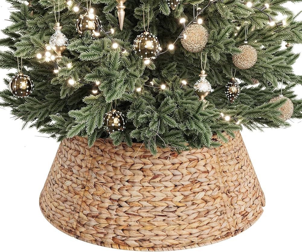 ELYKEN 28-Inch Woven Rattan Christmas Tree Collar, Stylish Hyacinth 5-Piece Tree Skirt for Artifi... | Amazon (US)