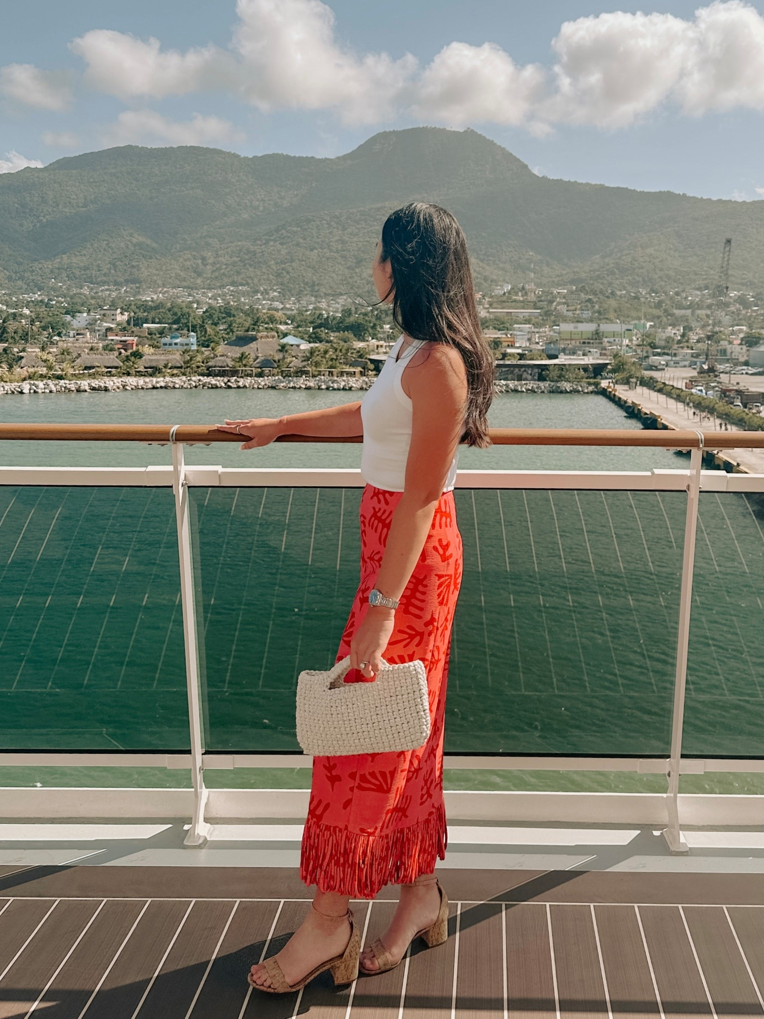 Skirt is currently on sale! Wearing size XS.

#LTKPetite #LTKTravel #LTKSeasonal