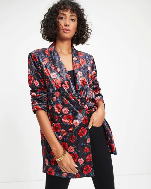 One Final Rose Pocketed Velvet Blazer - FINAL SALE | VICI