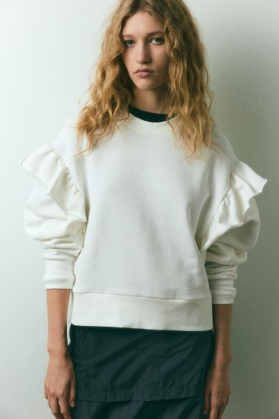 Oversized Ruffle-trimmed Sweatshirt | H&M (US + CA)