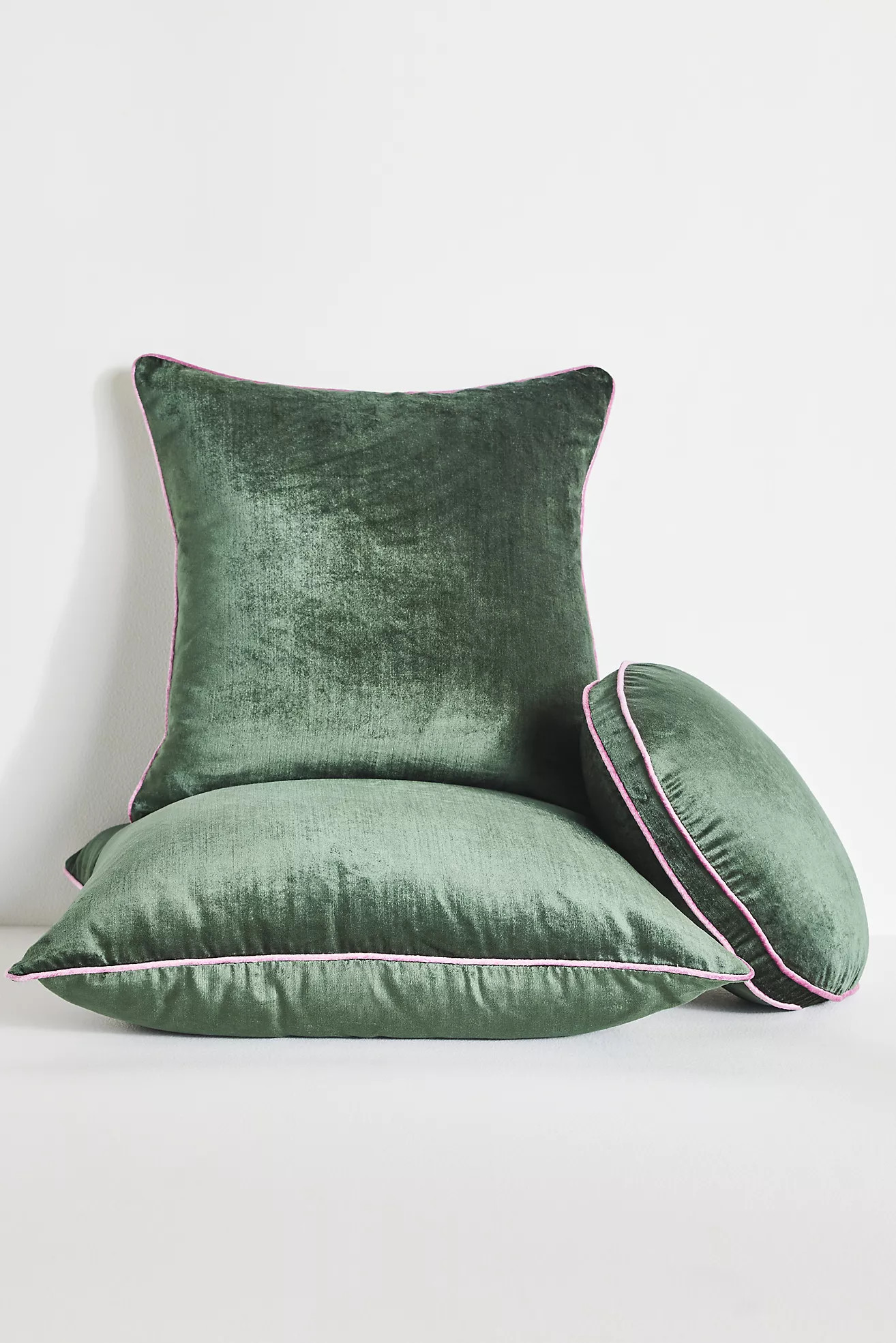 Adelina Velvet Pillow | Anthropologie (US)