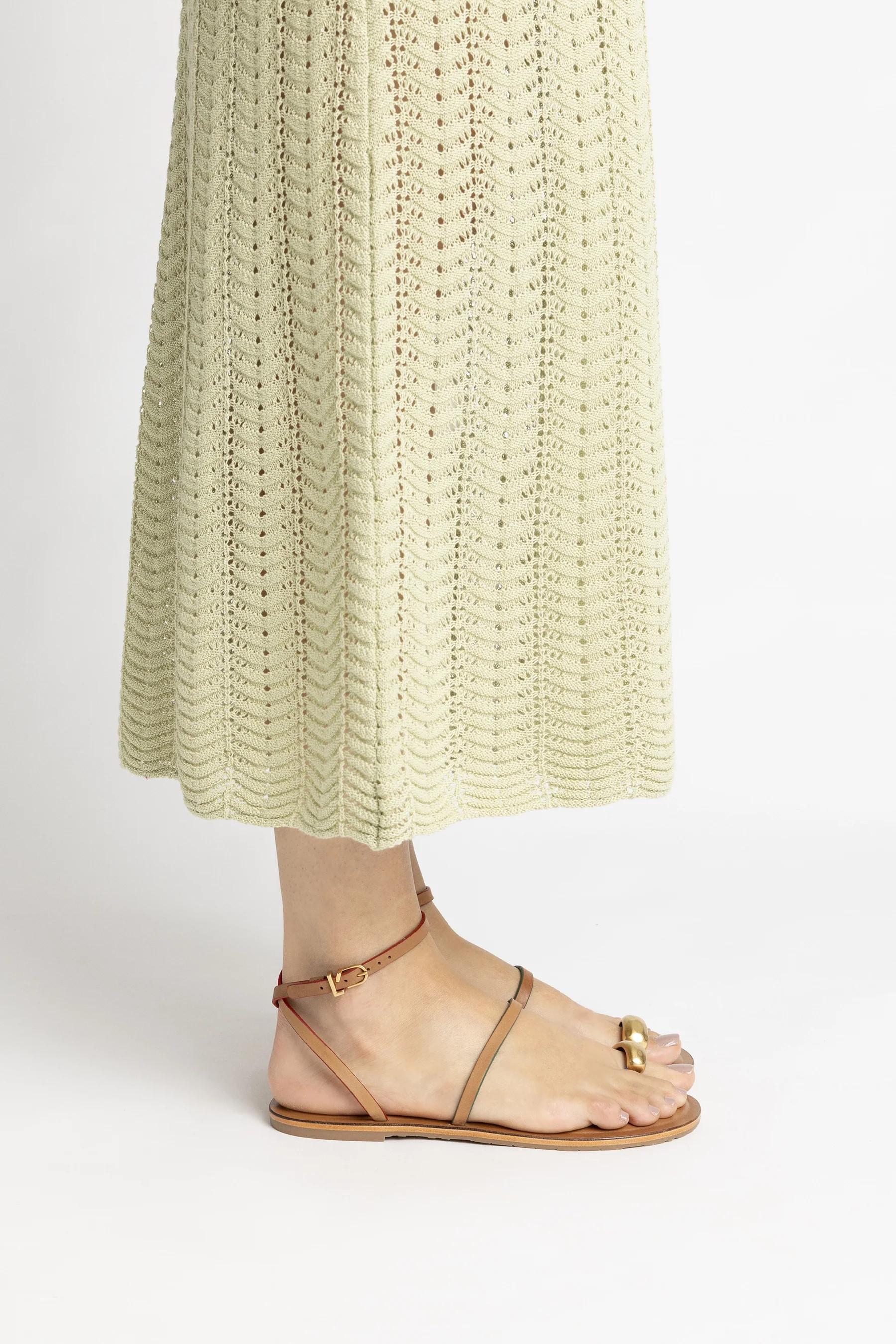 Biarritz Flat Sandal In Light Caramel Leather | Larroude