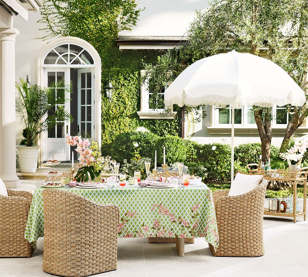 Contract Grade 8' St Tropez Round Outdoor Patio Umbrella | Pottery Barn (US)