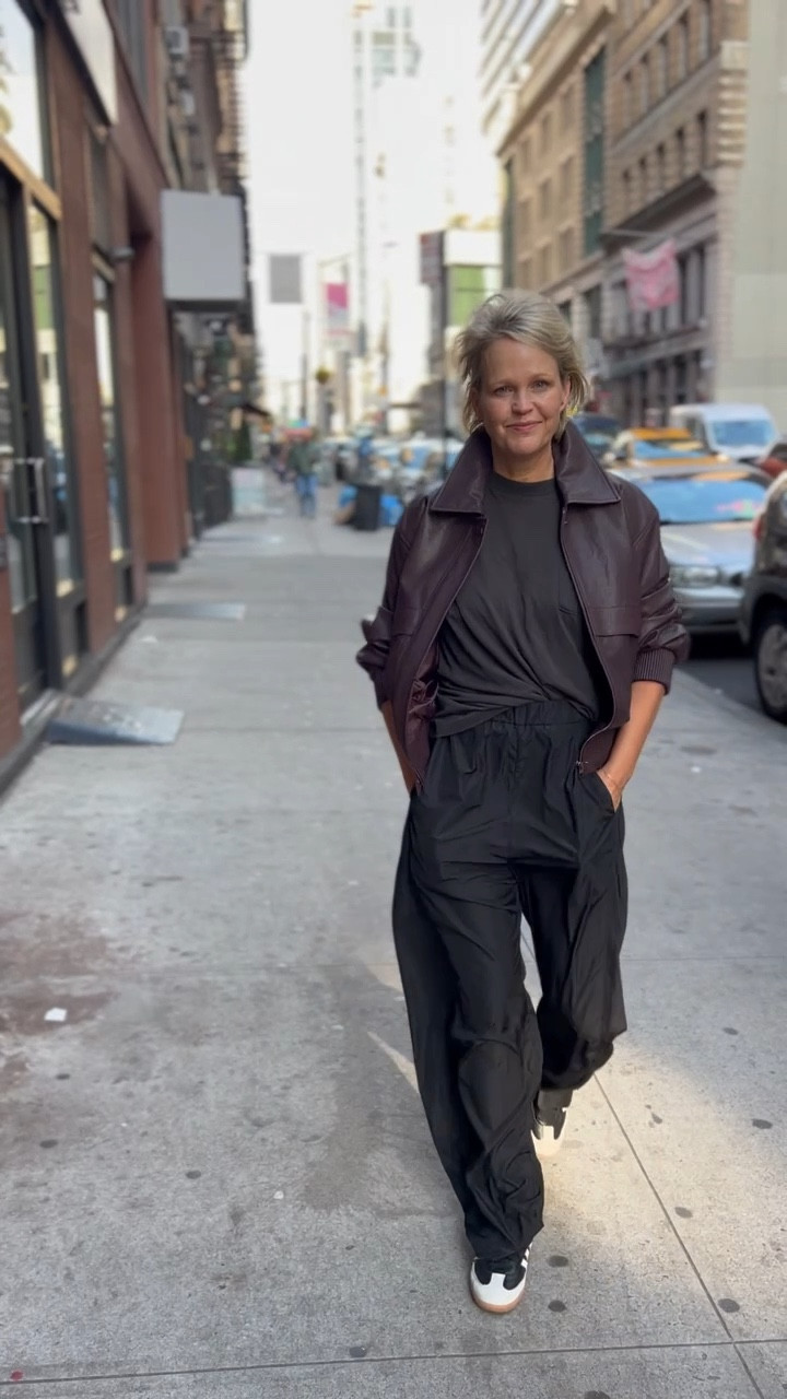 Parents weekend in NY 🍁

My pants are the Spring version of the Tibi Winslow pant - I linked similar in warmer fabrics :) 

#LTKOver40 #LTKVideo #LTKSeasonal