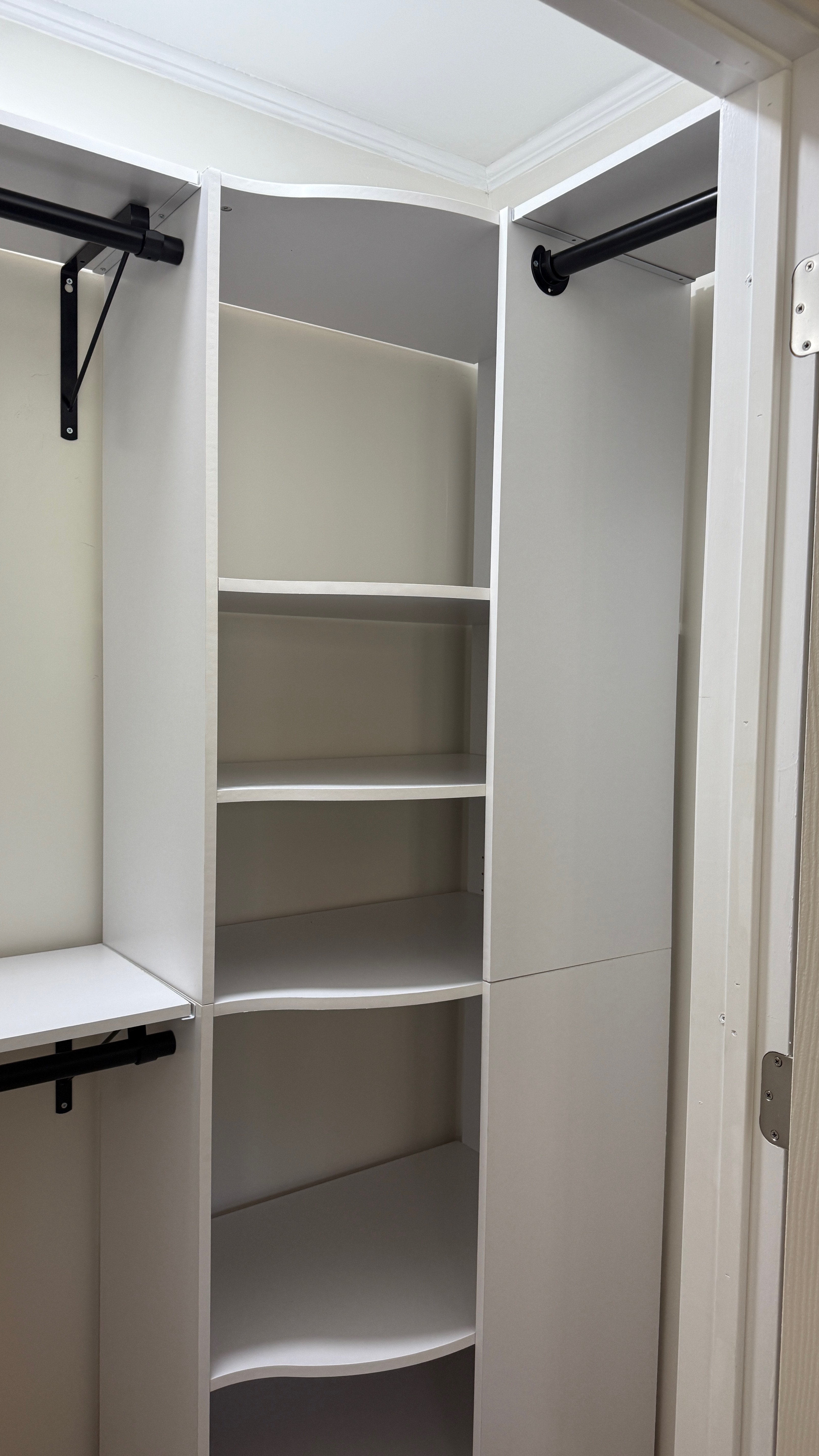 I had a brand new closet that needed shelving and a bar to hang clothing. I decided to create a space from purchasable stuff all from Home Depot‘s closet made line and ever belt line. I’ve linked every piece I use down below to create this look so make sure you shop all the pieces if you’re looking to create this look for a walk-in closet#Walk-inCloset #ClosetOrganization

#LTKHome