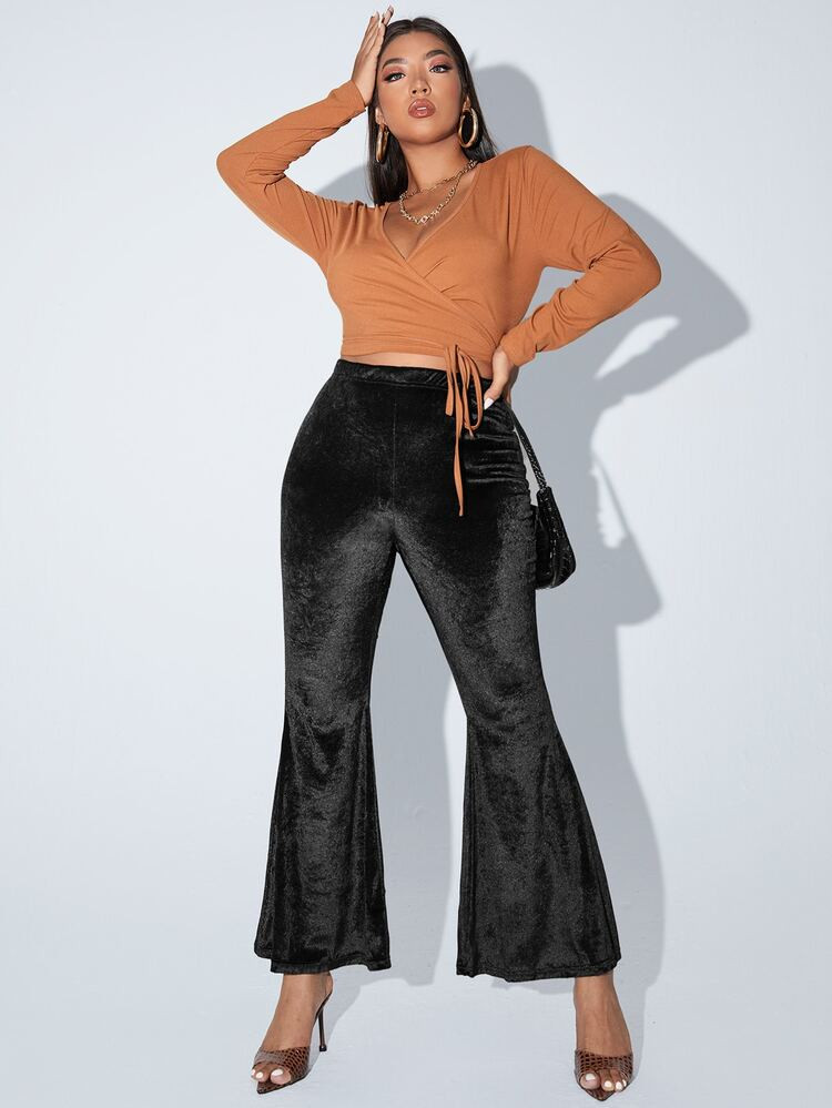 Plus Solid Flare Leg Velvet Pants | SHEIN