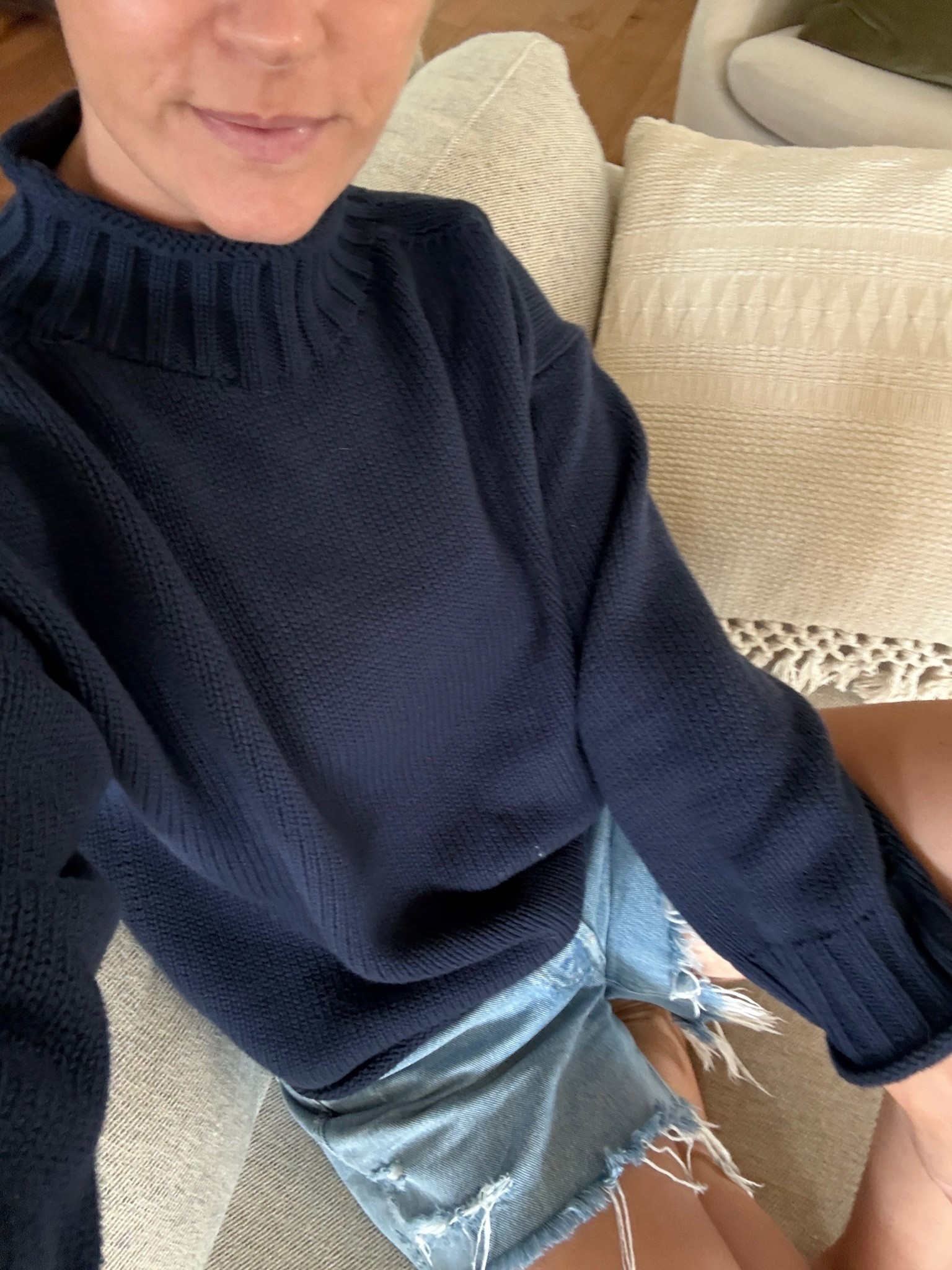Sweater size XS
Shorts size 25

#LTKdayinmylife #LTKgrwm #LTKootd