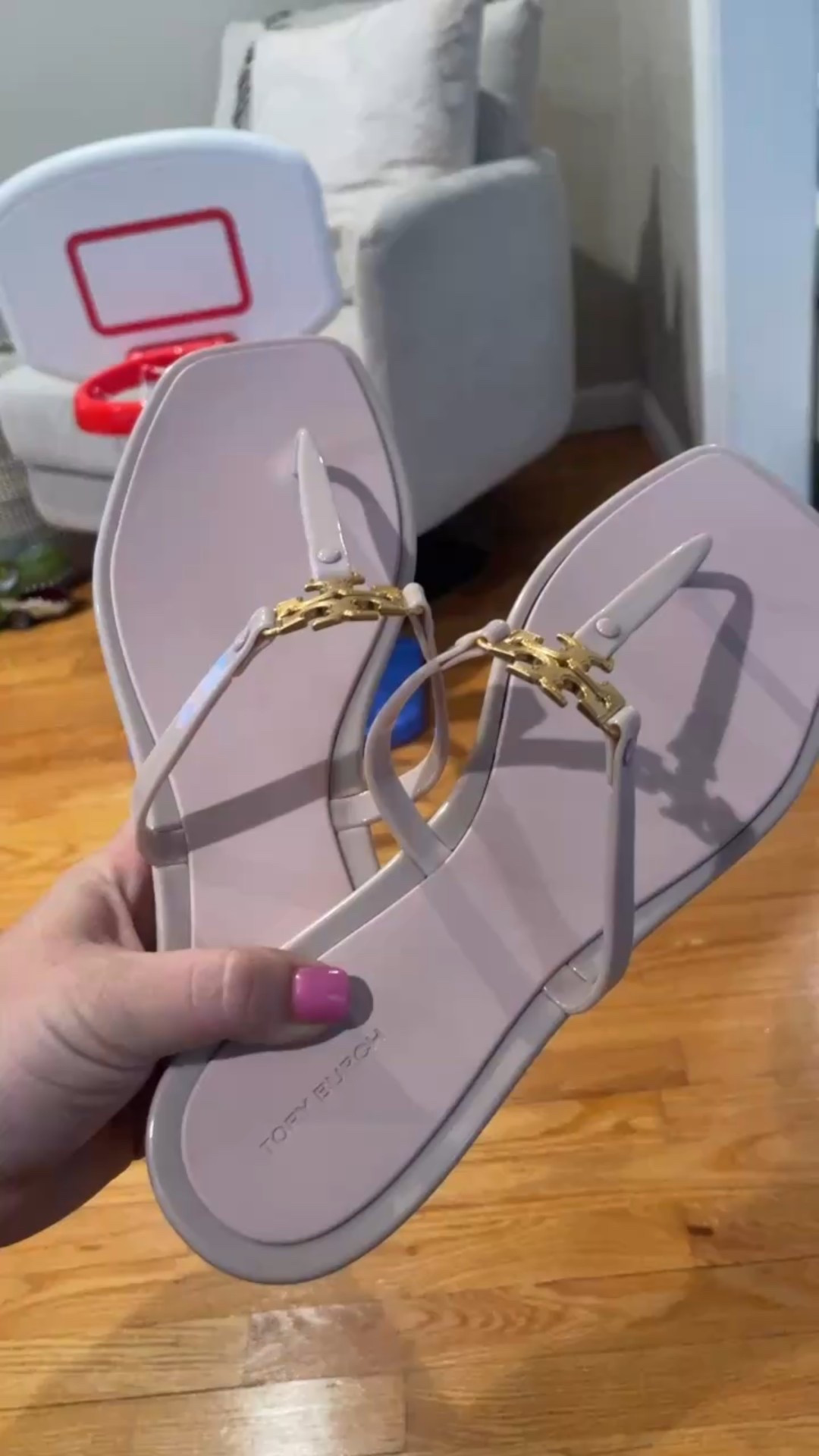 Tory Burch Jelly Sandals 

#LTKShoeCrush