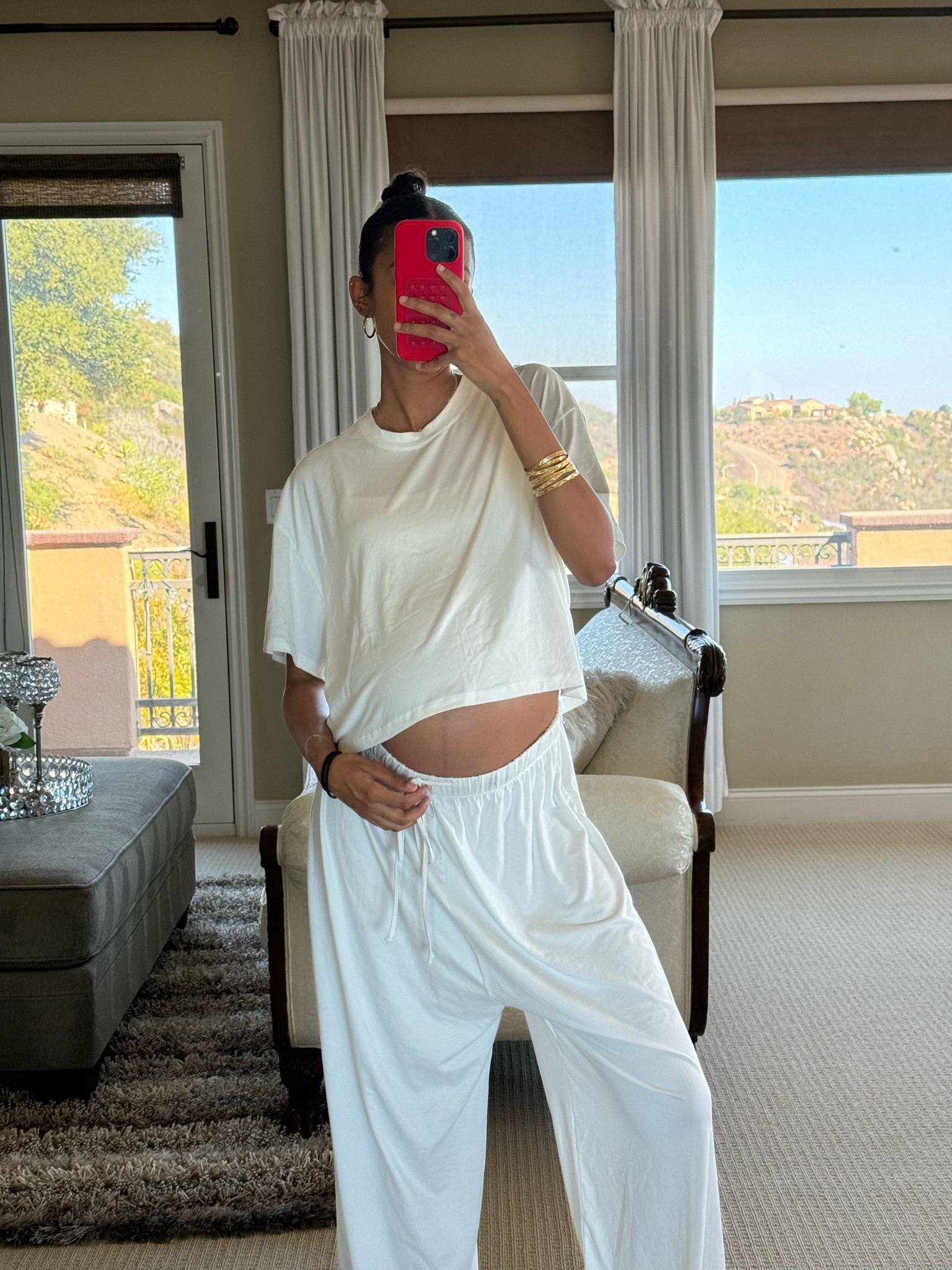 comfiest bumpsuit maternity lounge set i’ve ever put on, feels like a cloud

#LTKBump #LTKFamily #LTKBaby