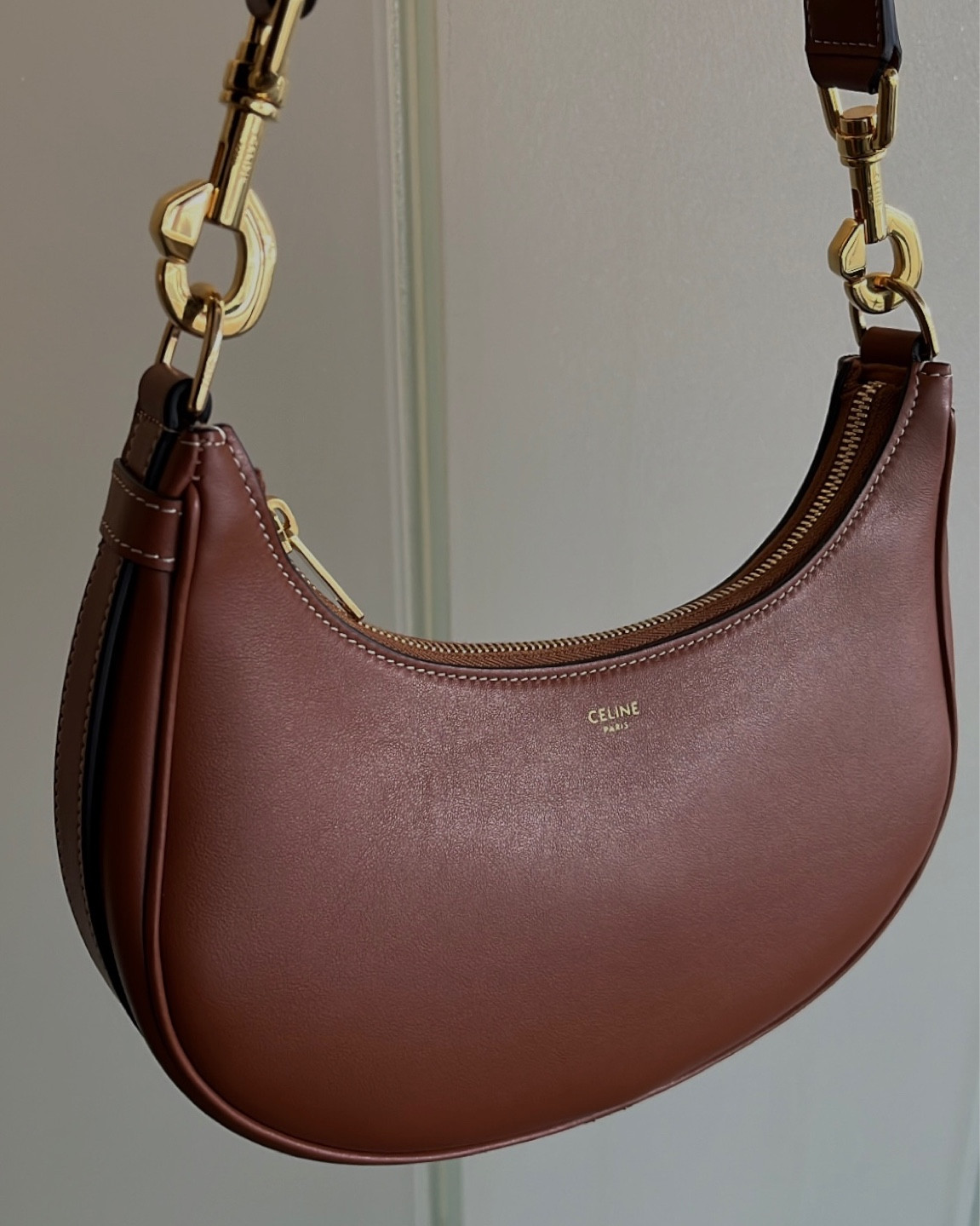 CELINE Ava Bag - a wardrobe staple 🤎

#LTKHoliday #LTKSeasonal #LTKbeauty
