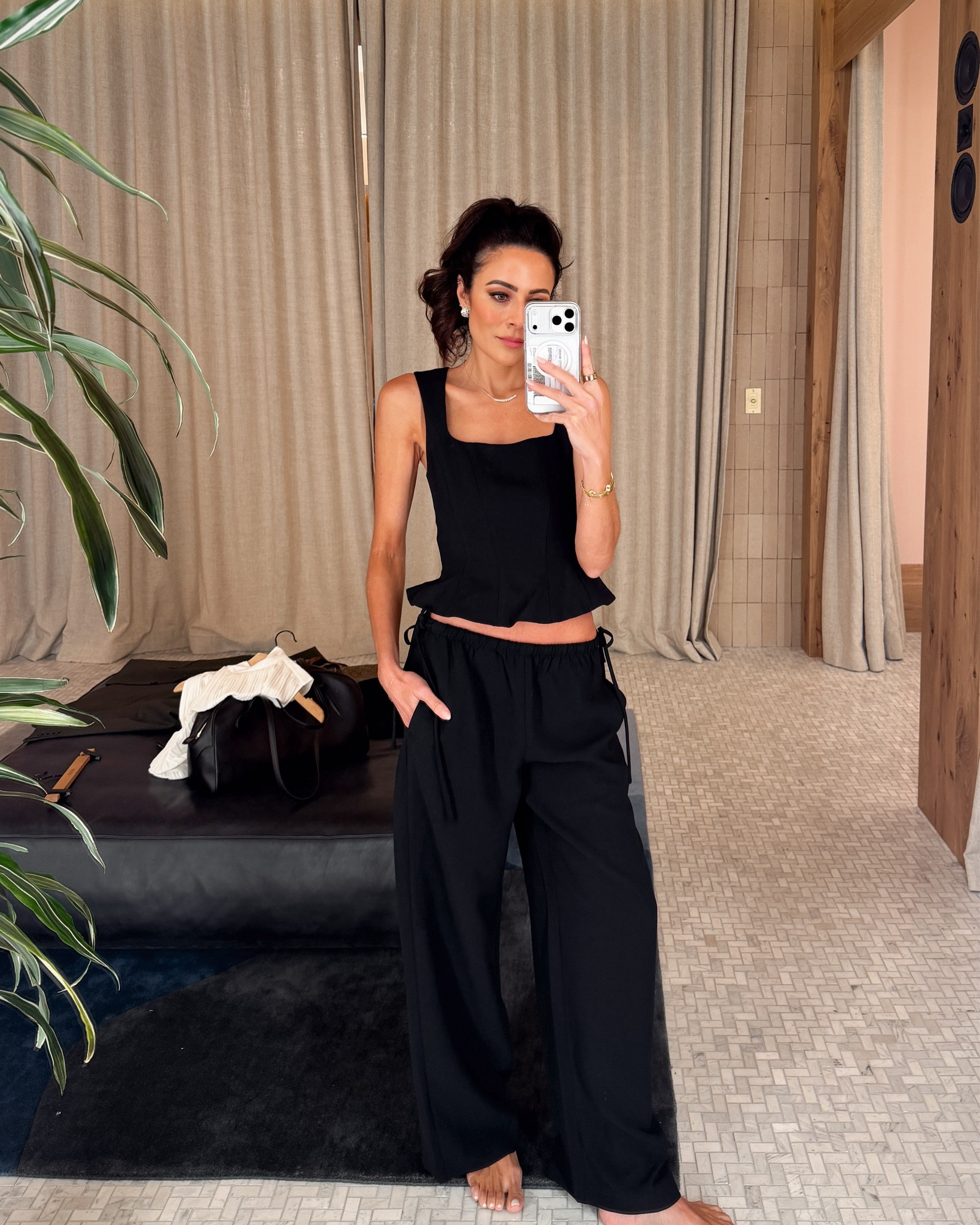 This top is so adorable, perfect for a little dat night! 
Top XS 
Pants S 




Style, date night, Aritzia 

#LTKOver40 #LTKSeasonal #LTKValentine