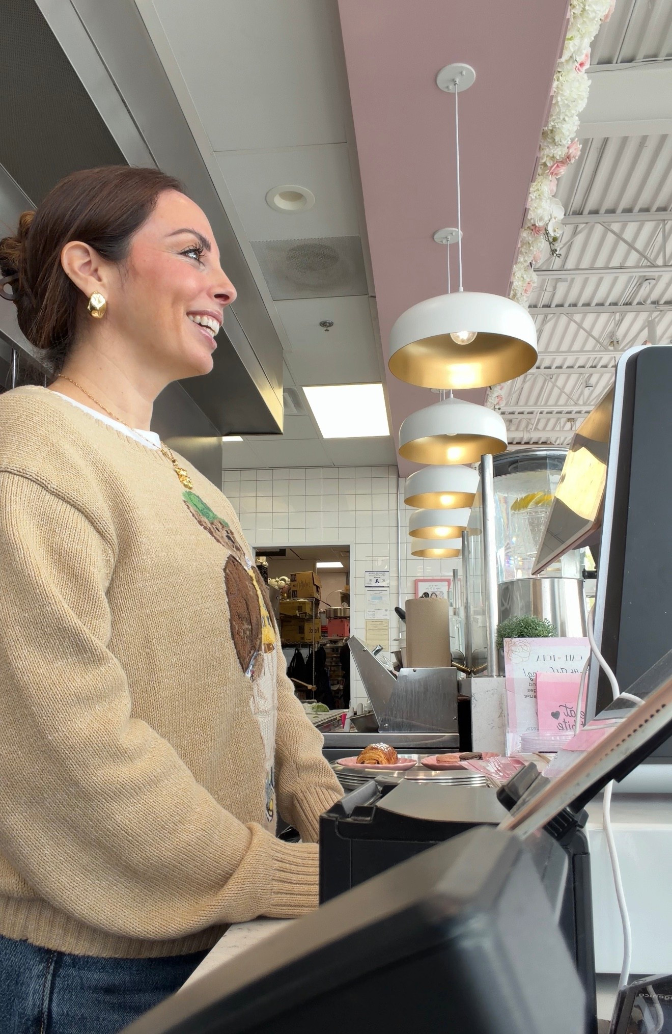 My favorite jeans on sale 30 % to 70 % OFF 

#LTKootd #LTKSaleAlert #LTKWorkwear