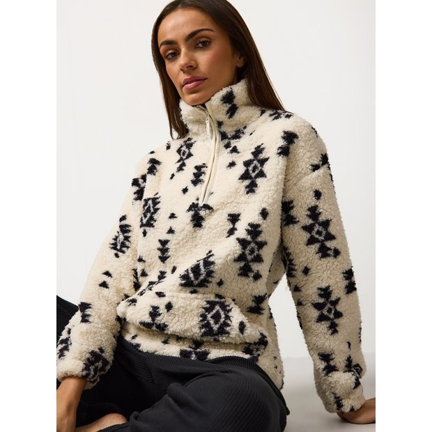 Mono Geo Print Borg Fleece Top L | Tu Clothing