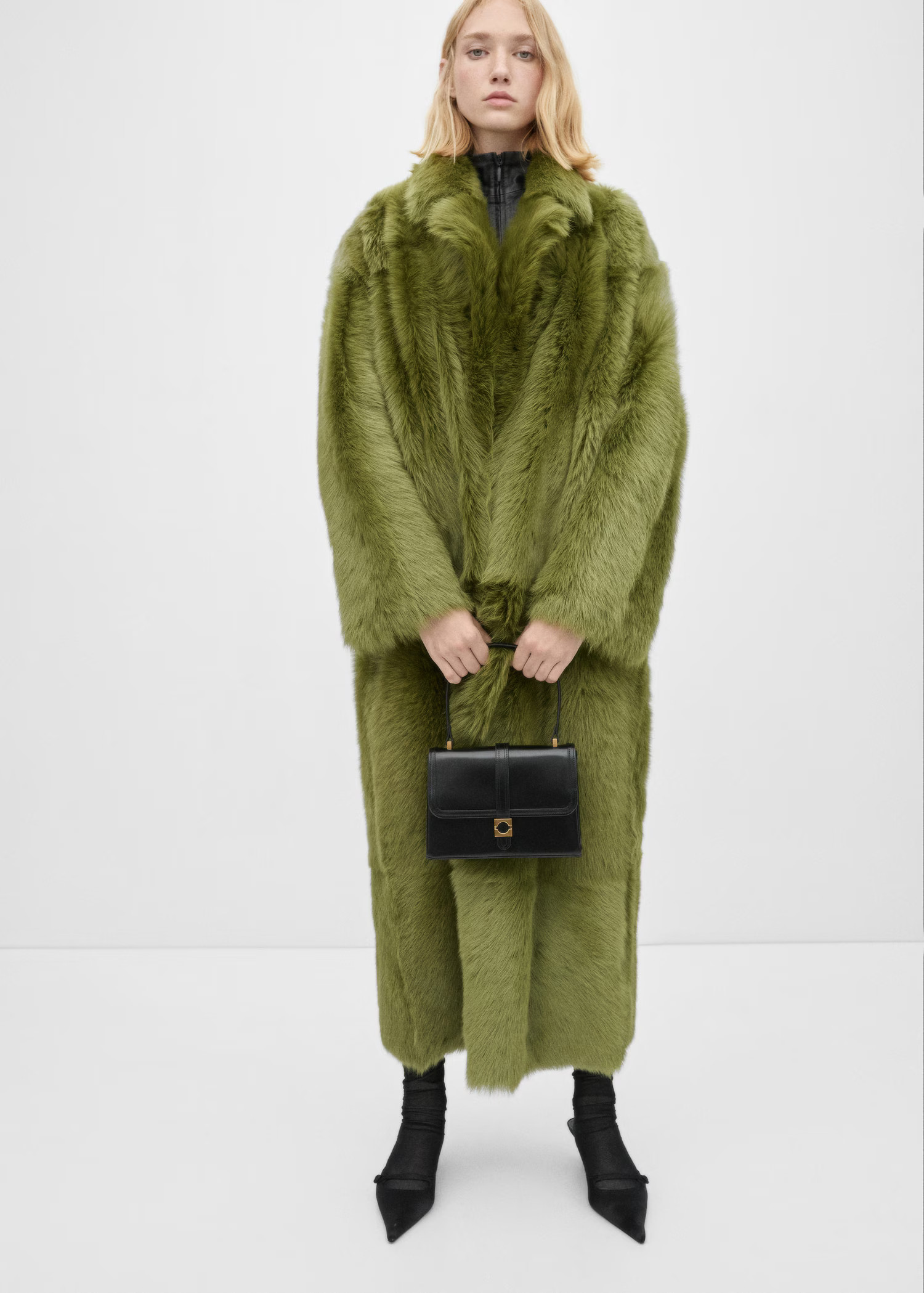 100% leather flap bag - Women | MANGO USA | Mango (US/MX/AU)