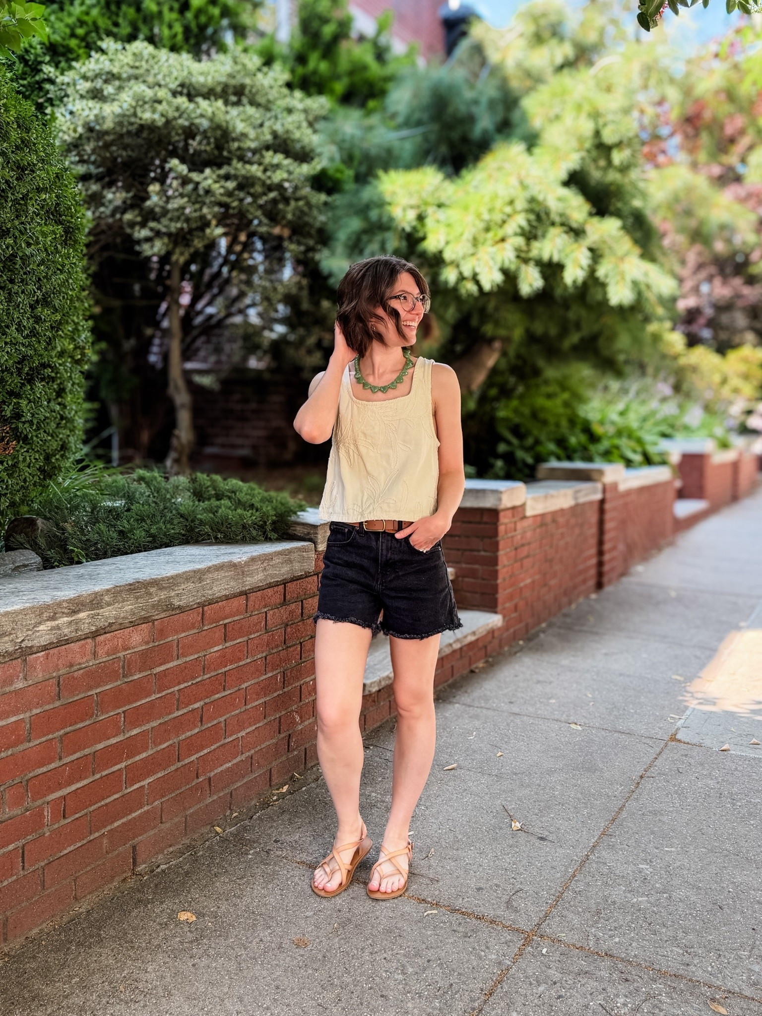 Tank: TTS (primark find, linked similar)
Shorts: I sized up 1
Sandals: TTS

#LTKootd #LTKSaleAlert #LTKdayinmylife