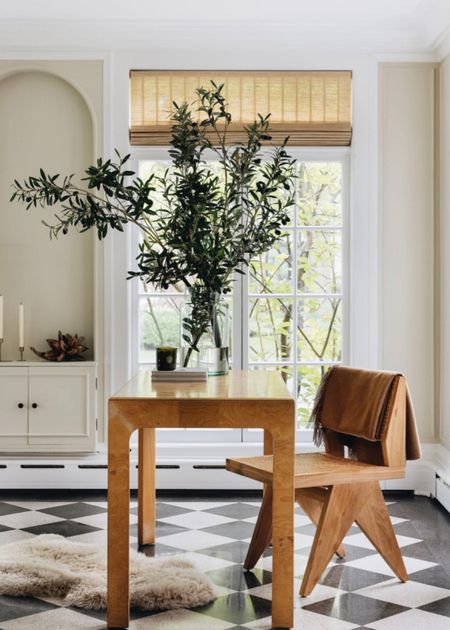Afloral now has pre-arranged branches that come in a vase. Boom! Easy peasy! 

#branches #fakebranches #fauxbranches


#LTKHome #LTKStyleTip #LTKSaleAlert