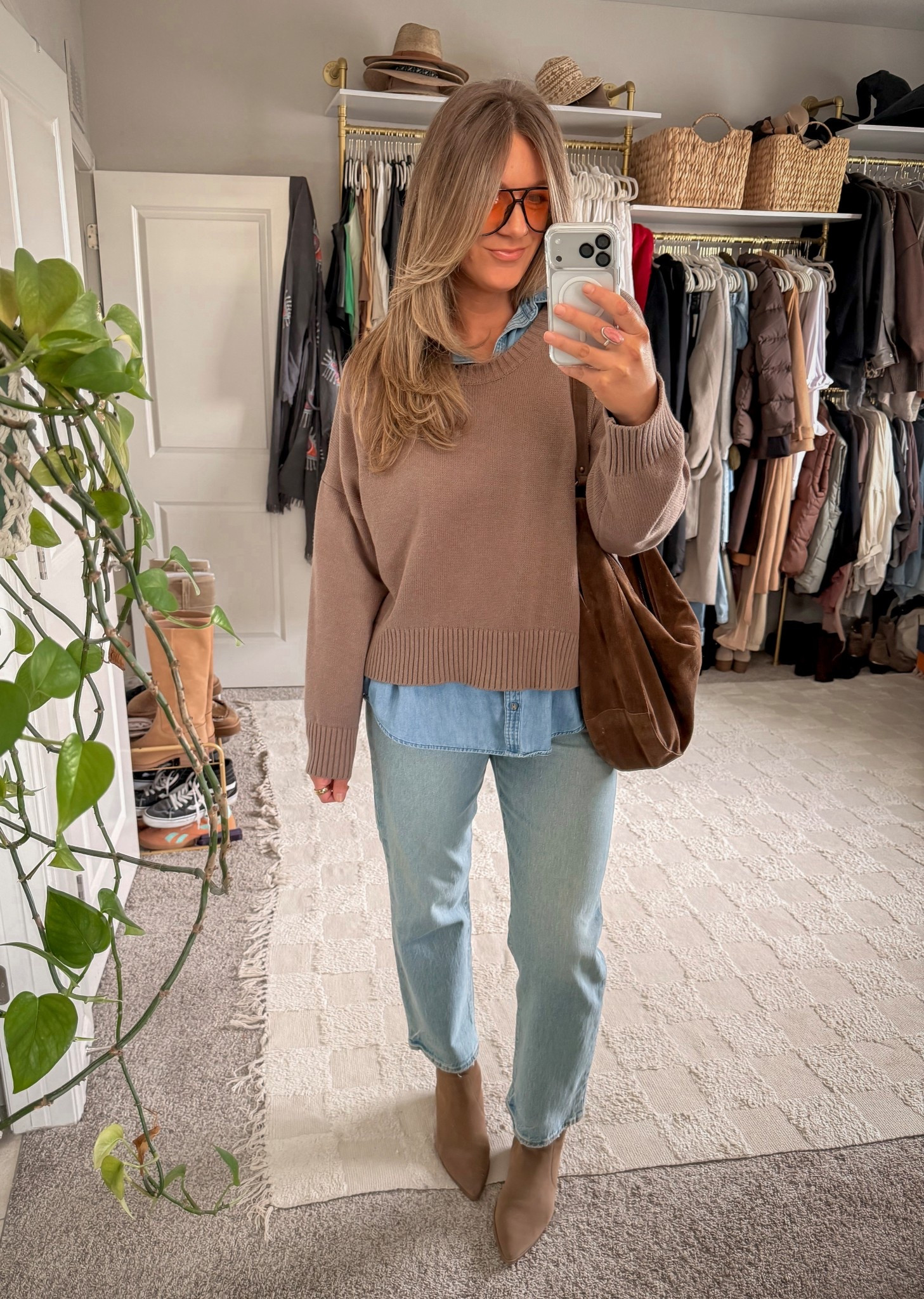 Large sweater, large tall denim shirt, 30x29 jeans 

#LTKTall #LTKOver40