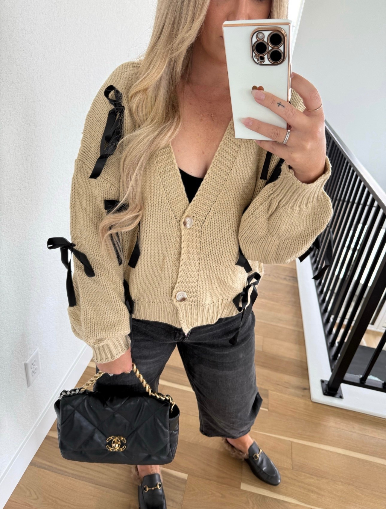 Bows 
Fall outfit 
Cardigan 
Jeans 


#LTKMidsize #LTKStyleTip #LTKOver40