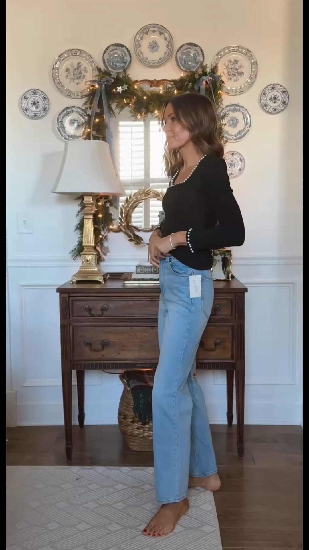 Small in top 
2 in jeans 