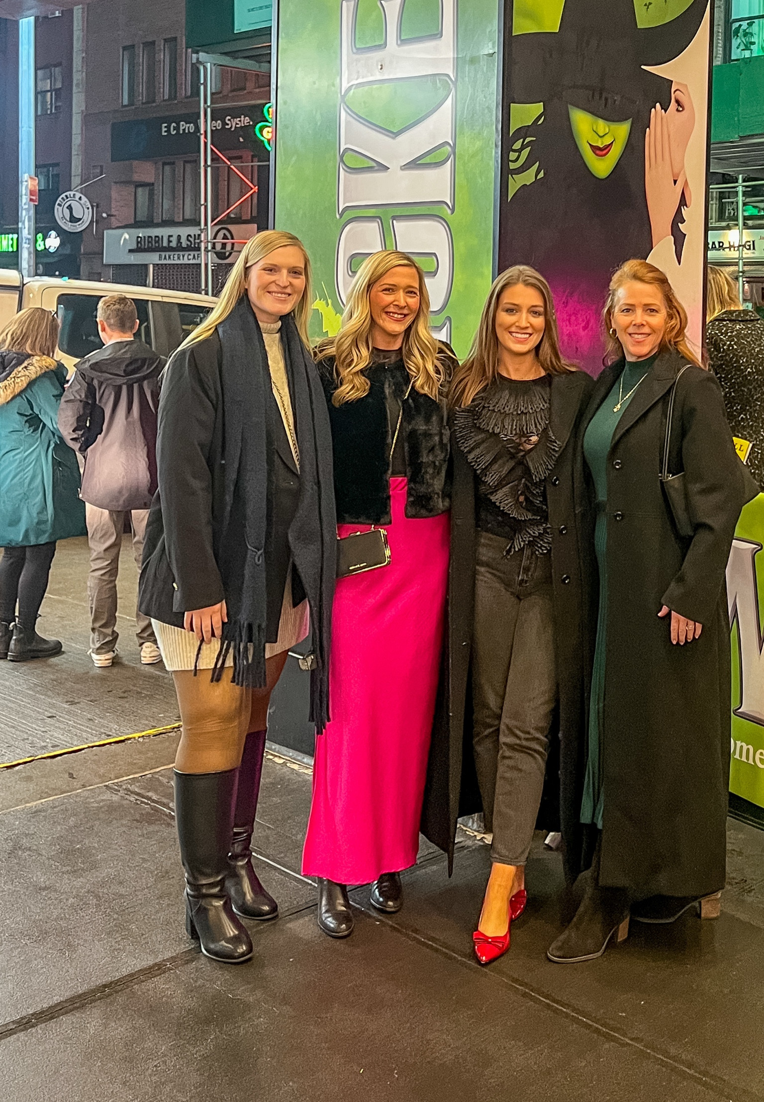 Broadway outfit, nyc, Broadway, wicked